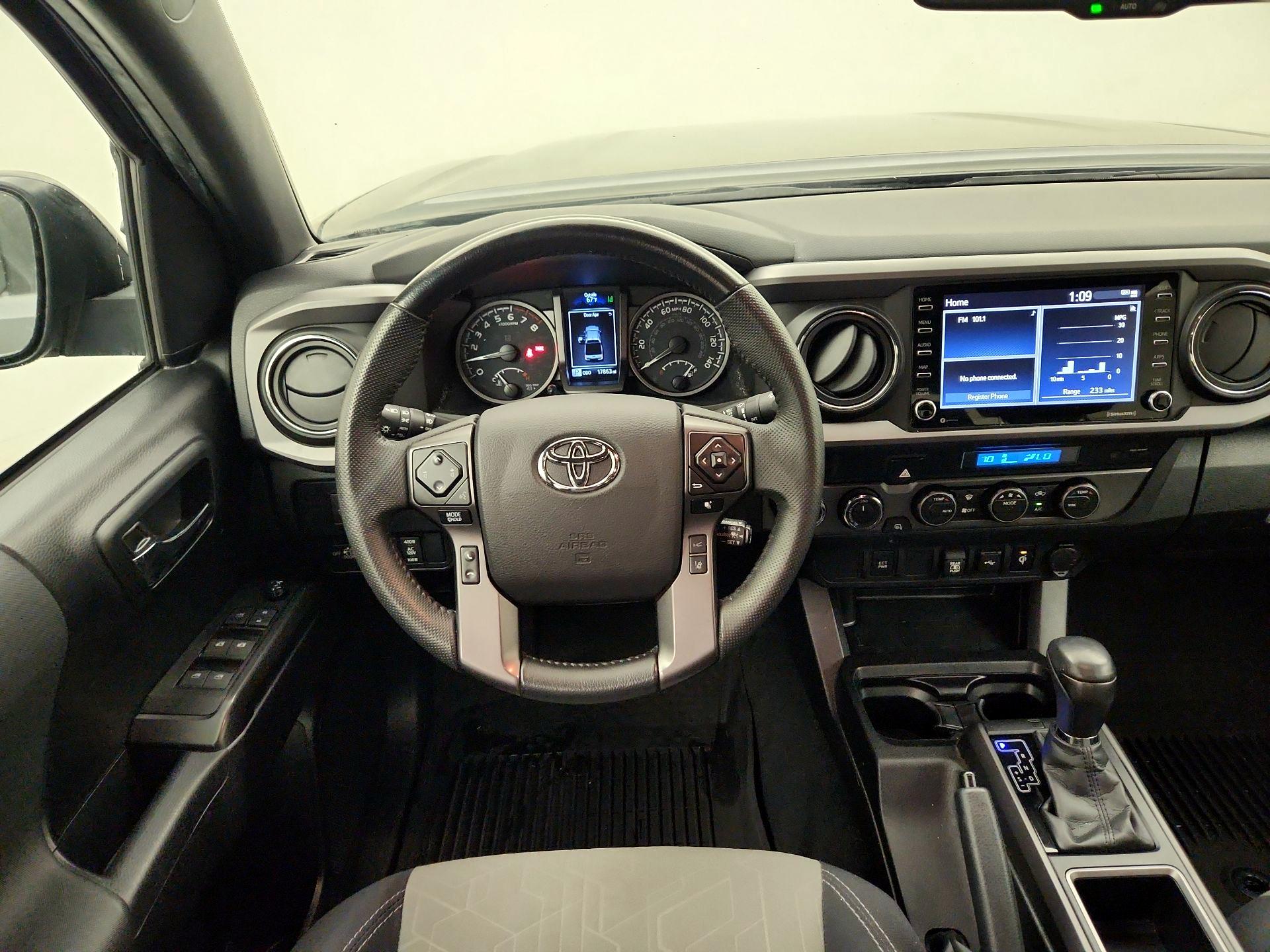 Thumbnail: 2022 Toyota Tacoma - 10