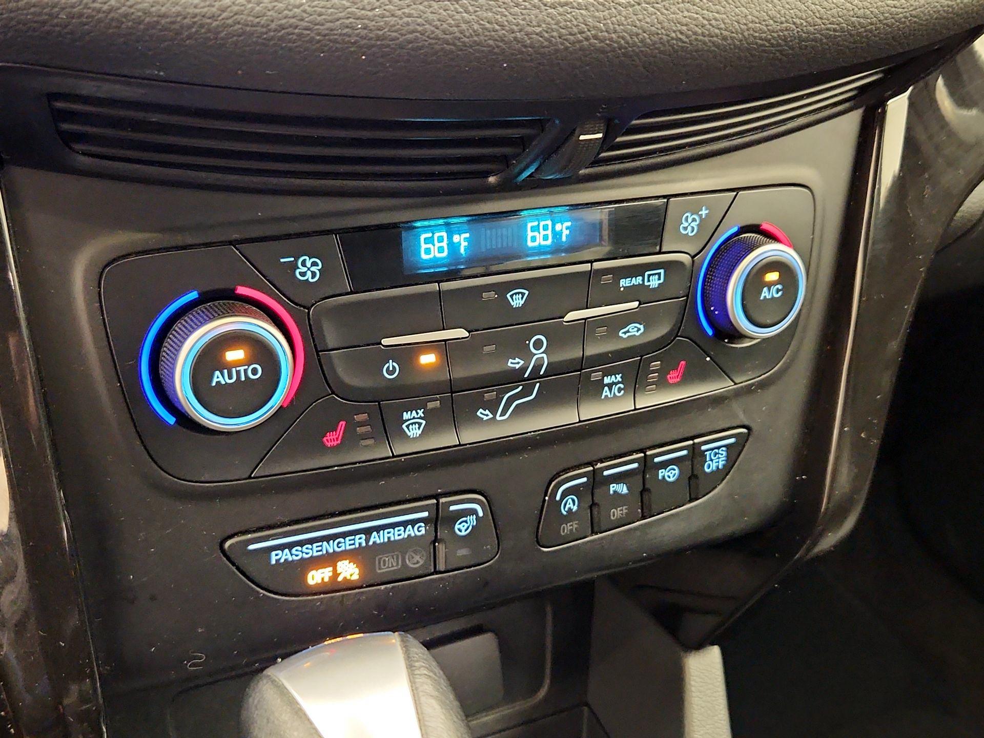 Thumbnail: 2018 Ford Escape - 17