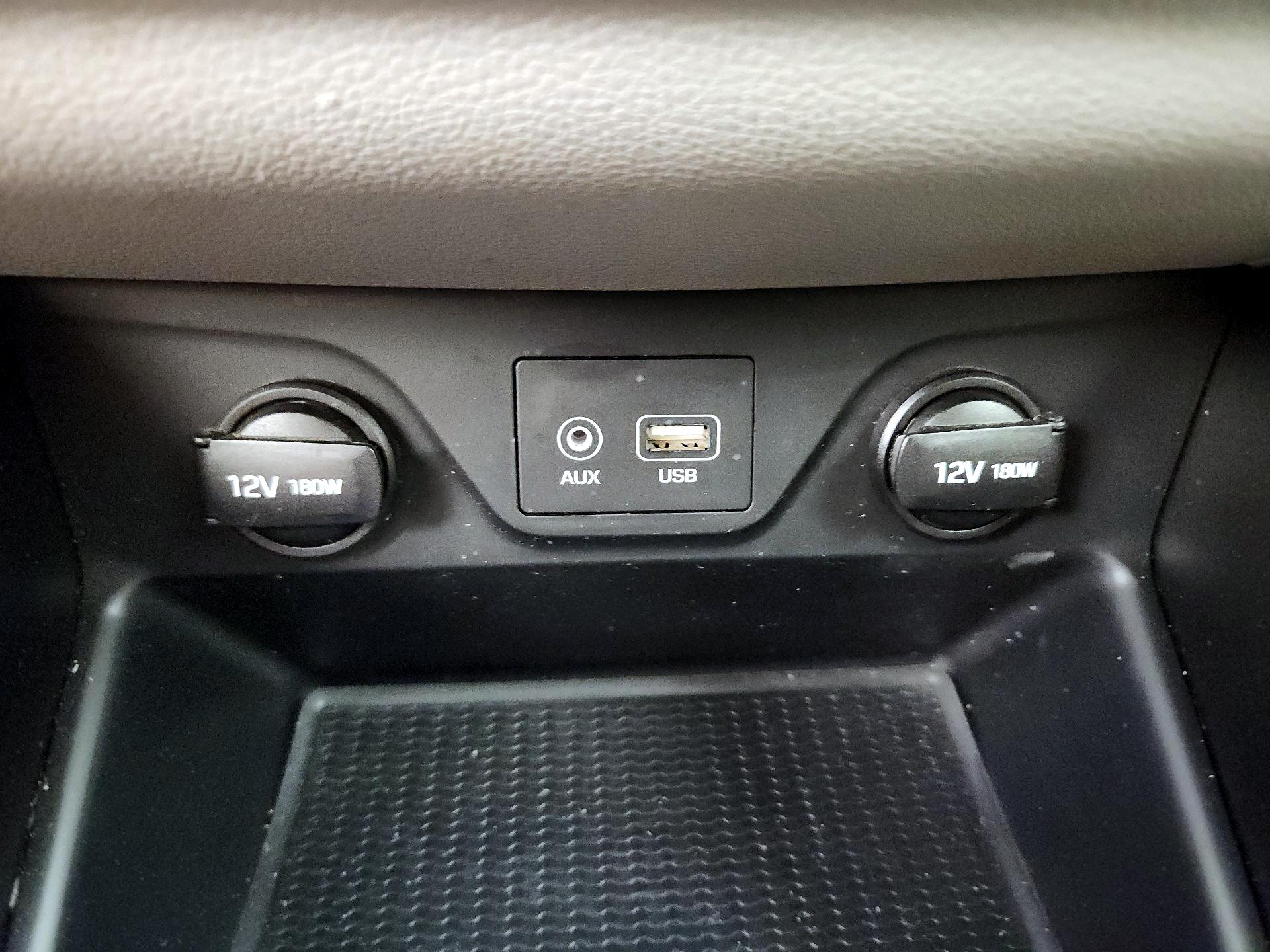 Thumbnail: 2019 Hyundai Tucson - 18