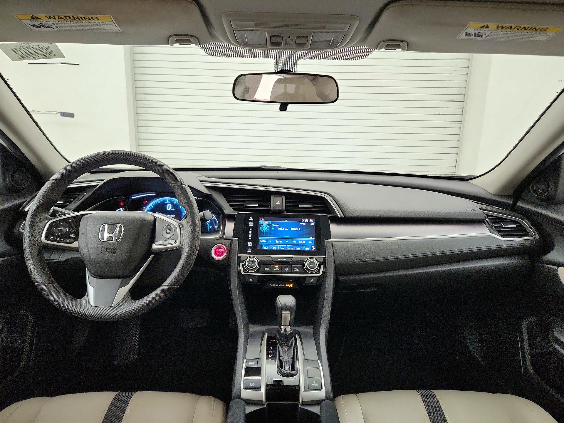 Thumbnail: 2017 Honda Civic - 9