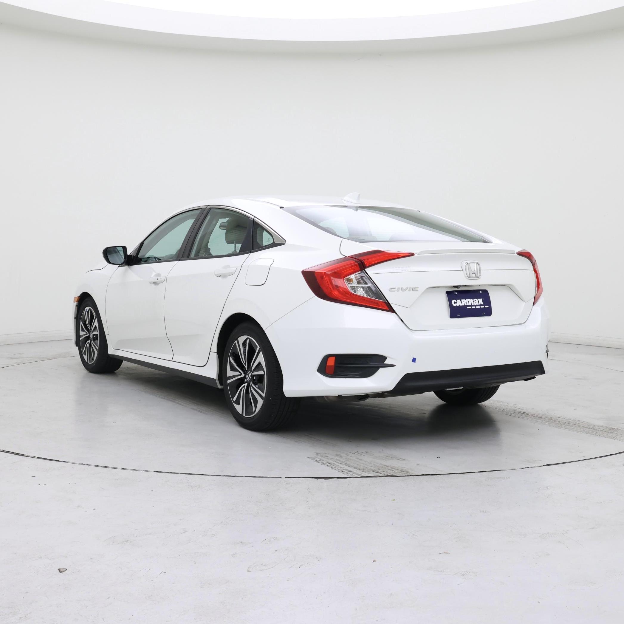Thumbnail: 2017 Honda Civic - 2