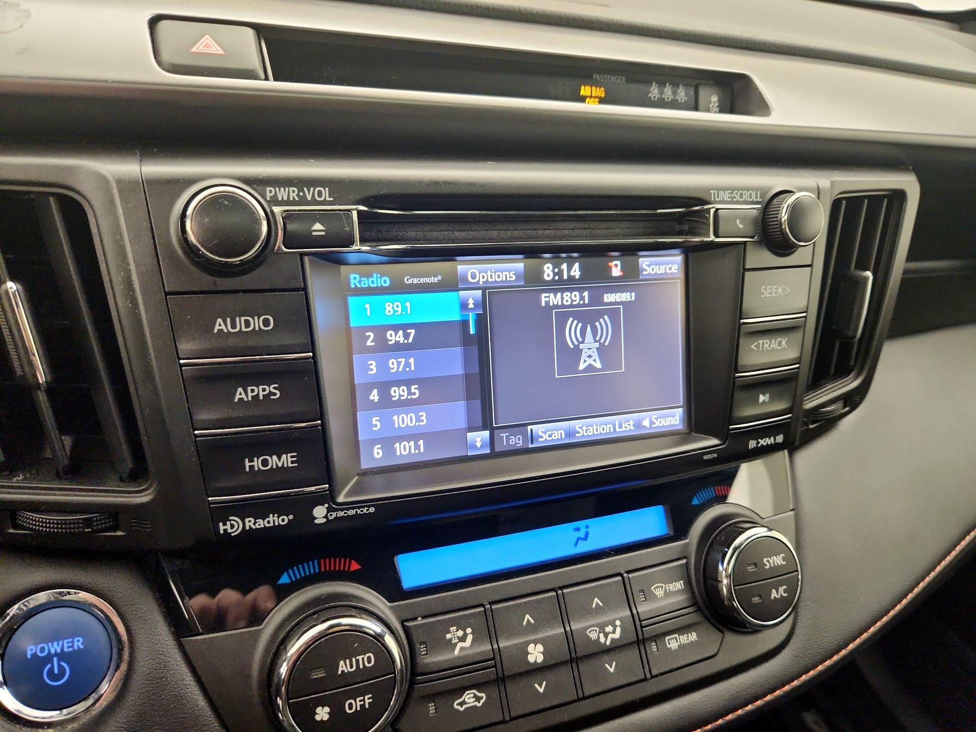 Thumbnail: 2018 Toyota RAV4 - 15