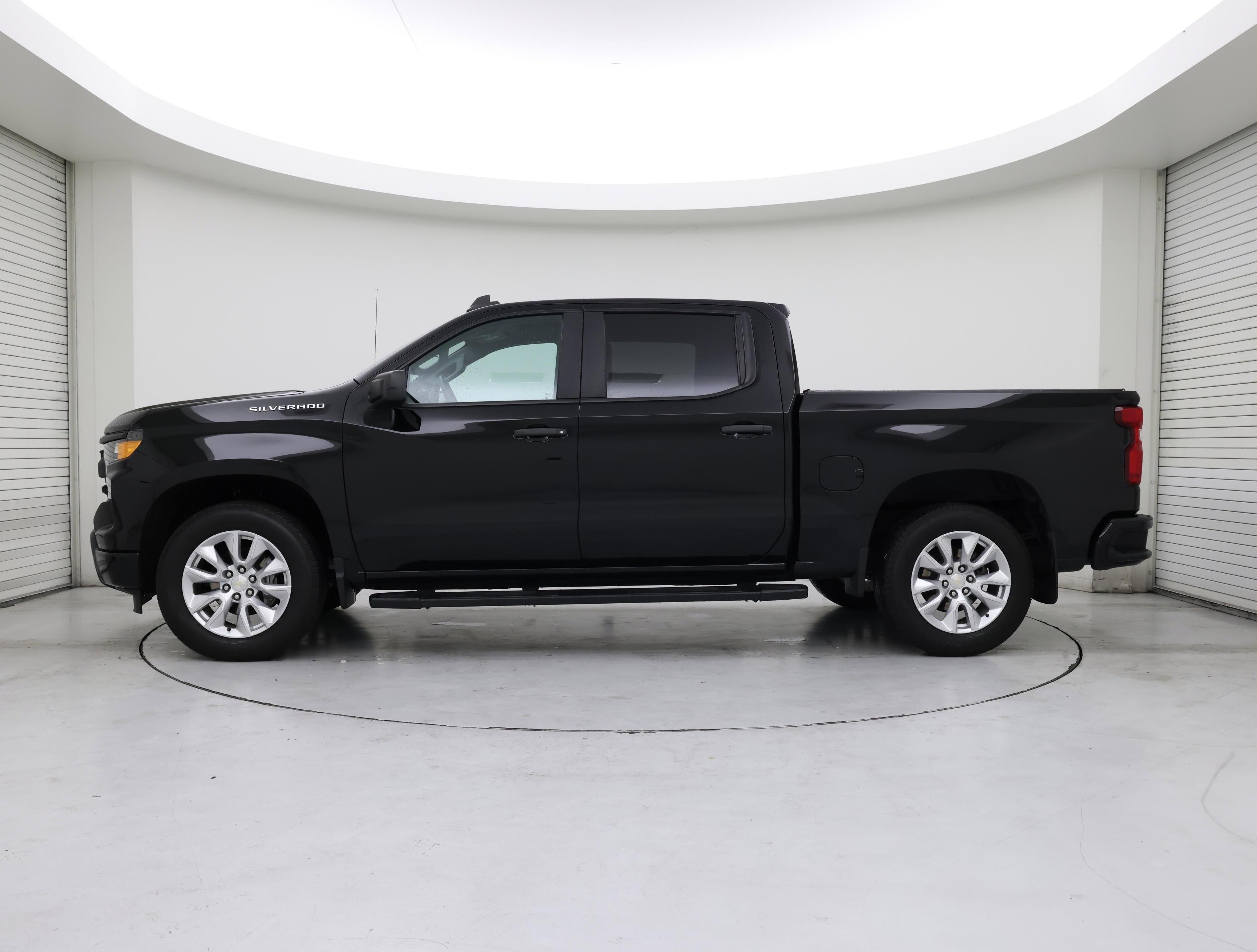 Thumbnail: 2022 Chevrolet Silverado 1500 - 3