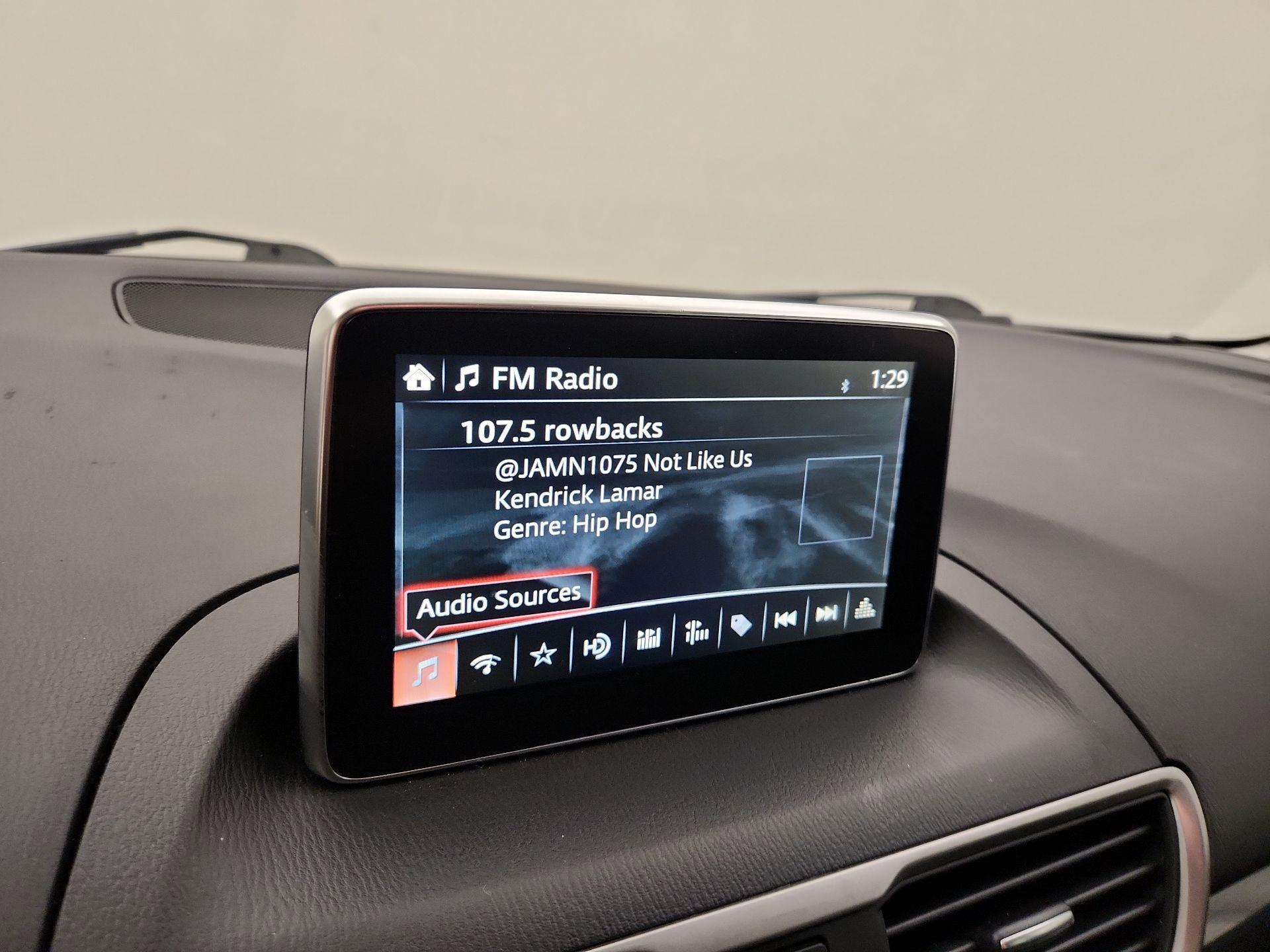 Thumbnail: 2016 Mazda Mazda3 - 15
