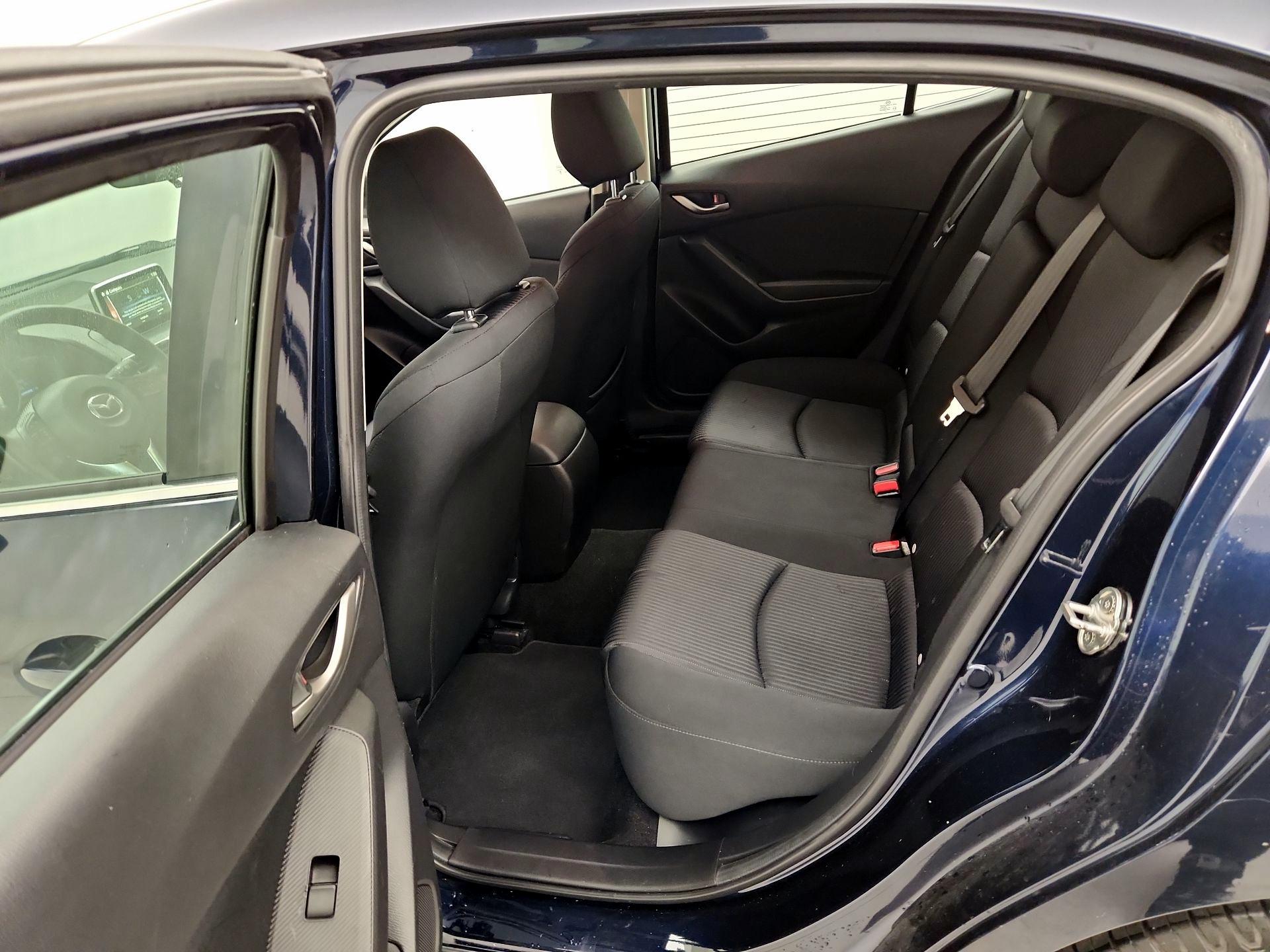 Thumbnail: 2016 Mazda Mazda3 - 19
