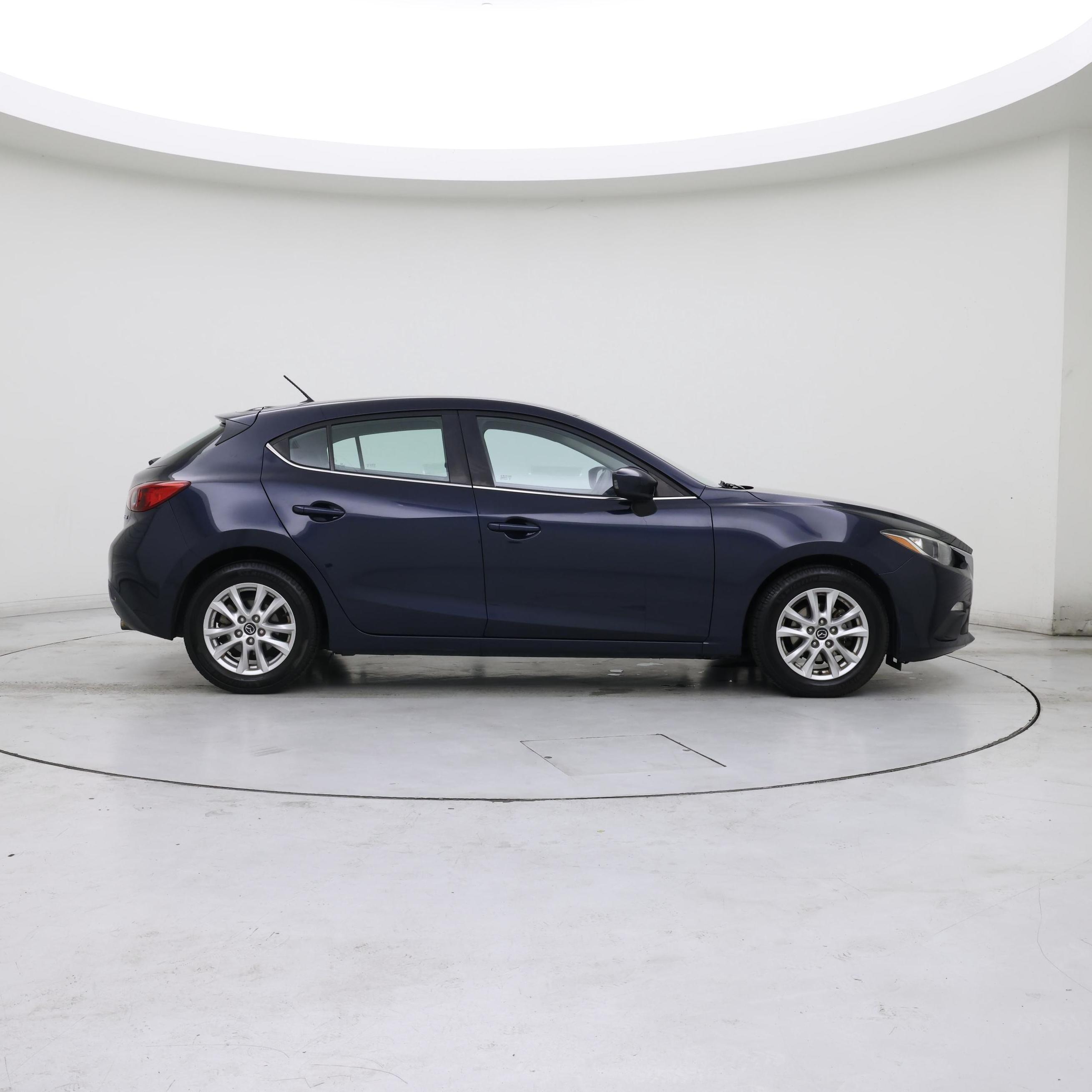 Thumbnail: 2016 Mazda Mazda3 - 7