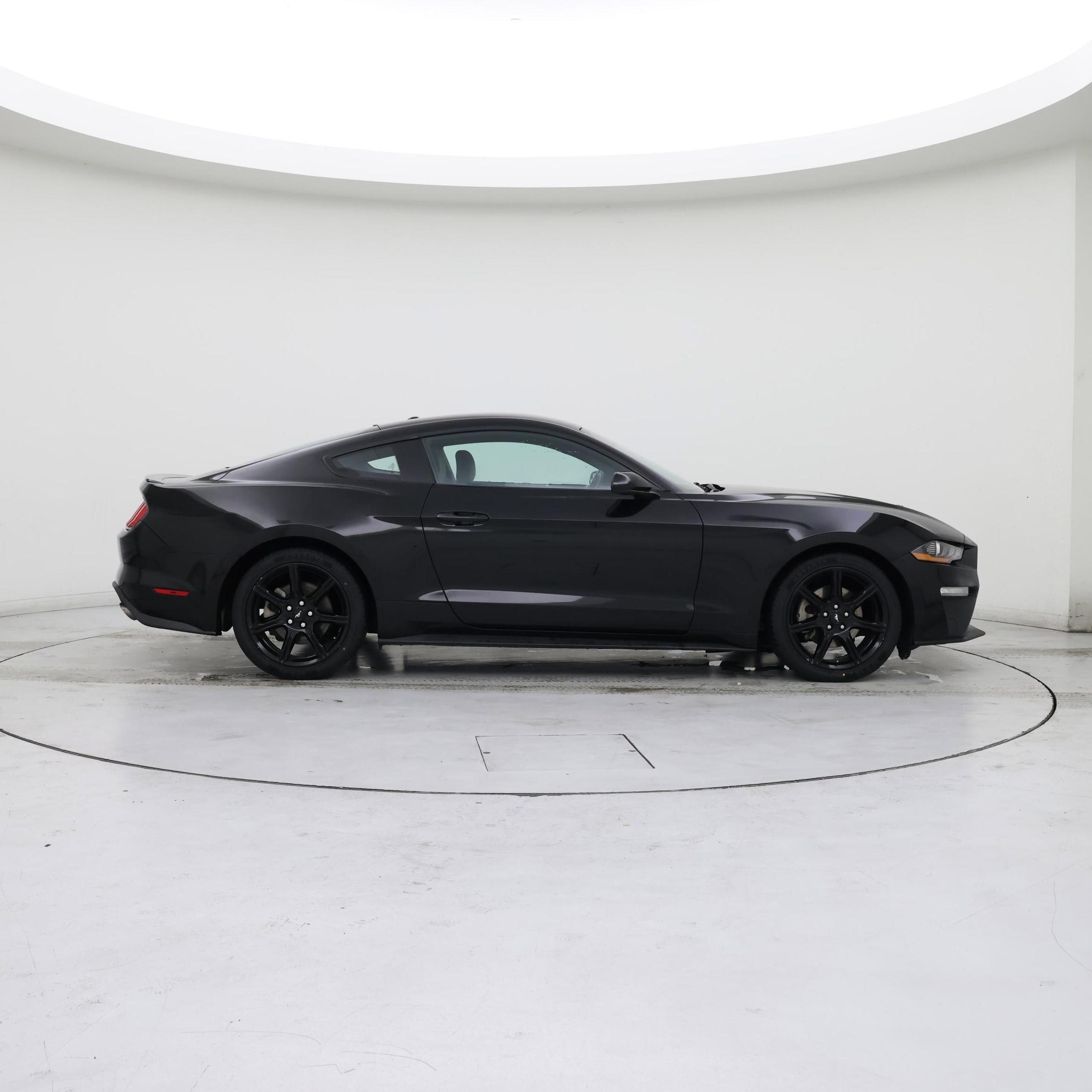 Thumbnail: 2019 Ford Mustang - 7