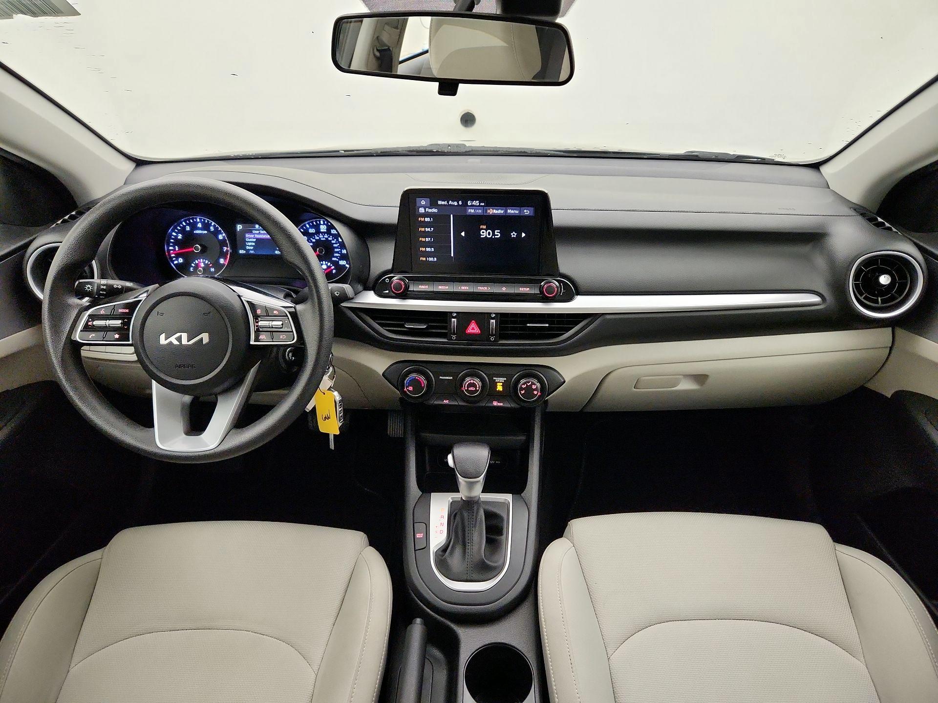 Thumbnail: 2023 Kia Forte - 9