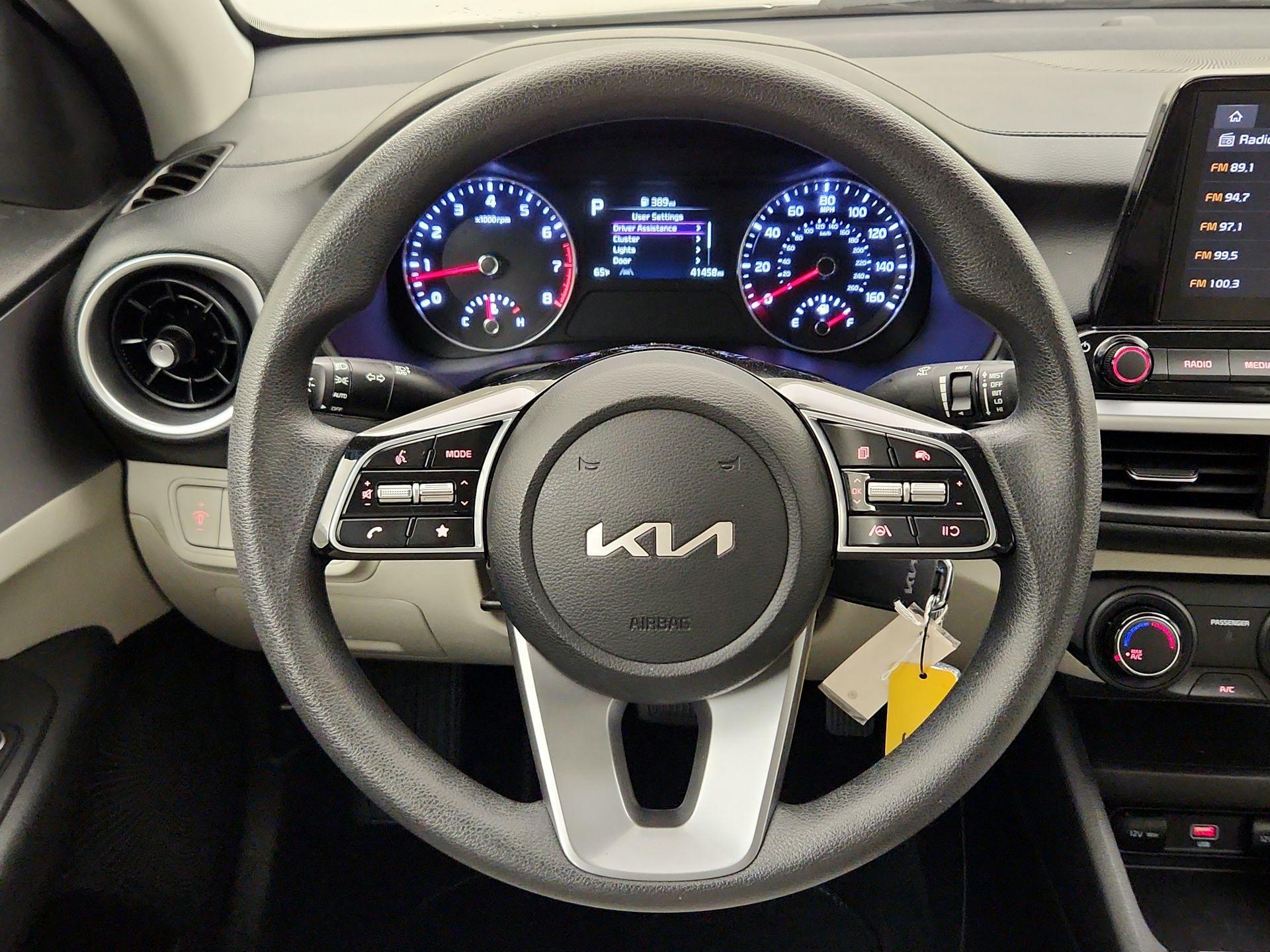 Thumbnail: 2023 Kia Forte - 10