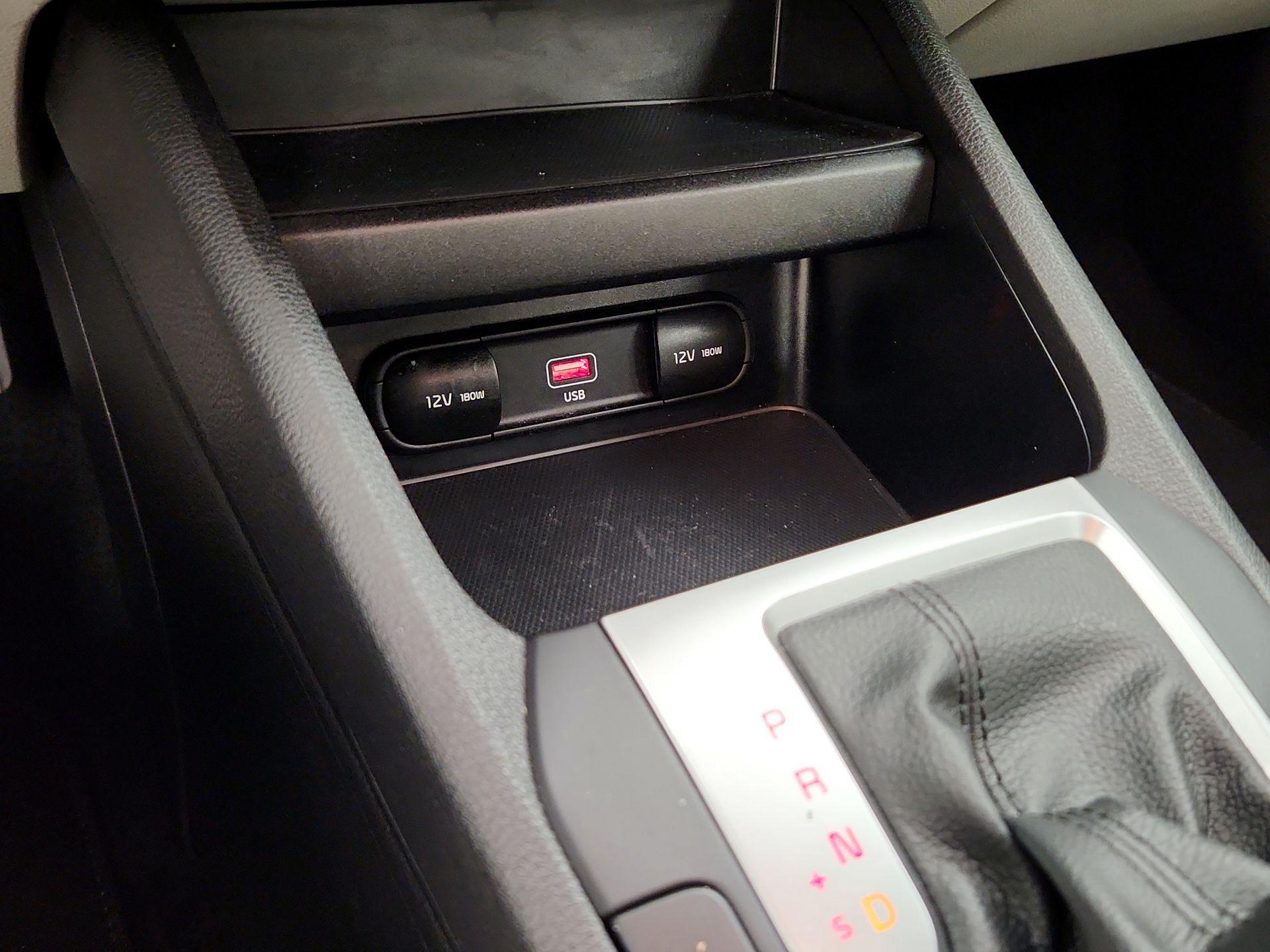 Thumbnail: 2023 Kia Forte - 18