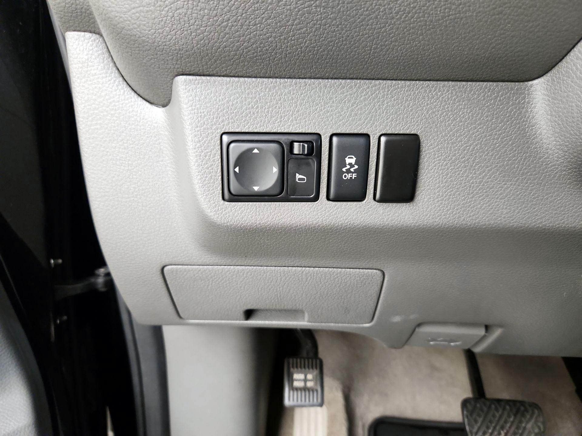 Thumbnail: 2016 Nissan NV - 13