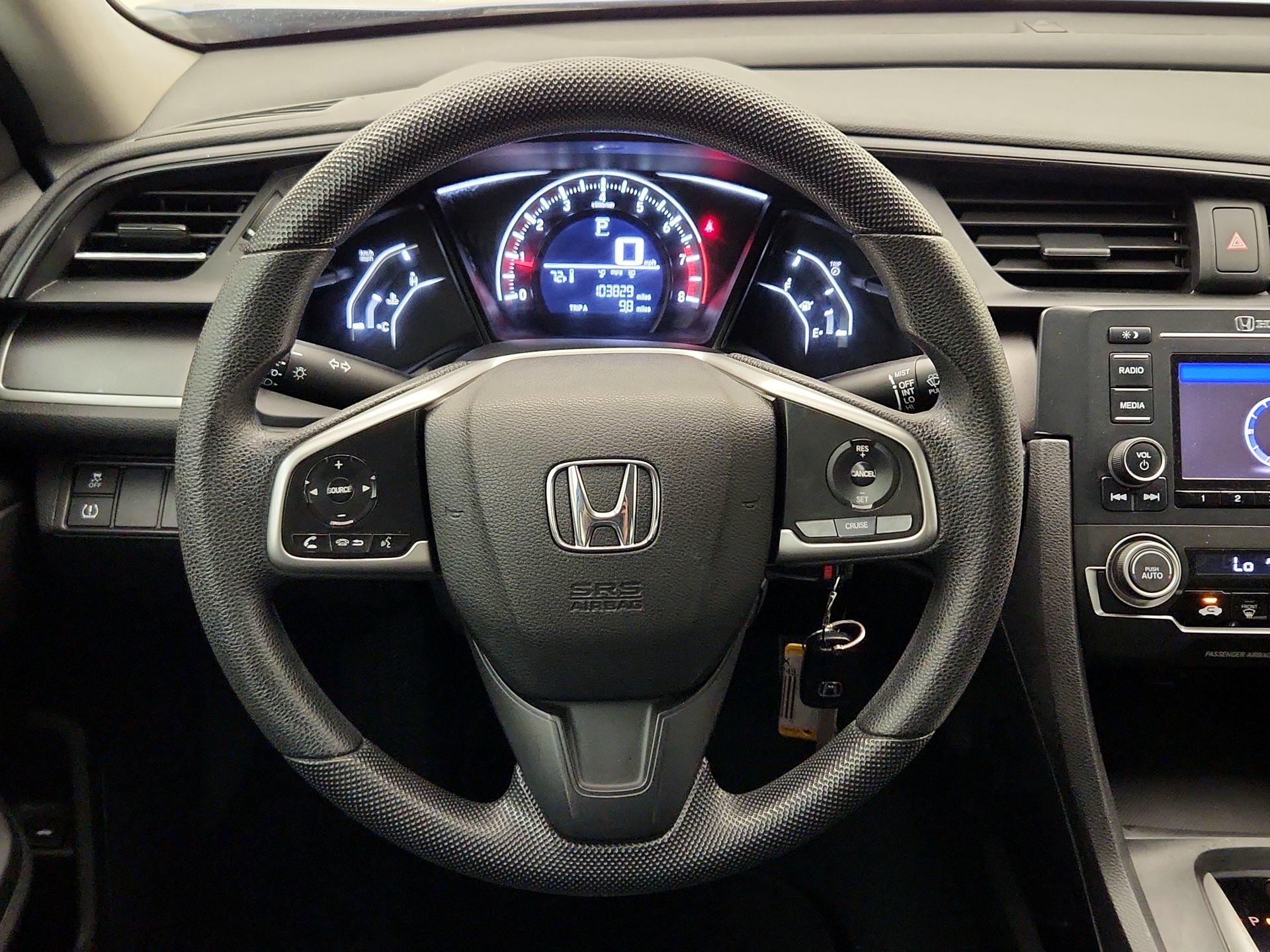 Thumbnail: 2016 Honda Civic - 10