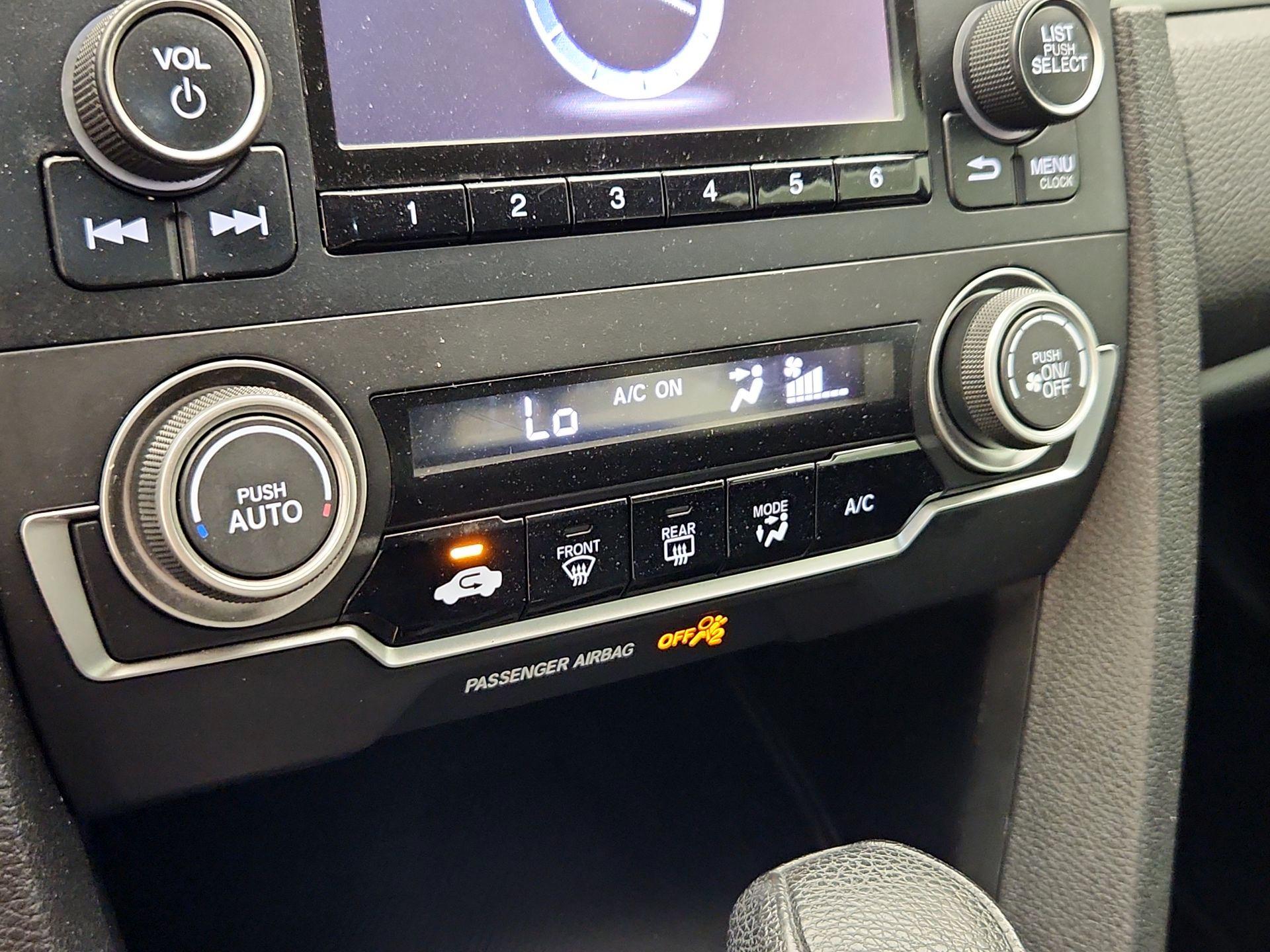 Thumbnail: 2016 Honda Civic - 16