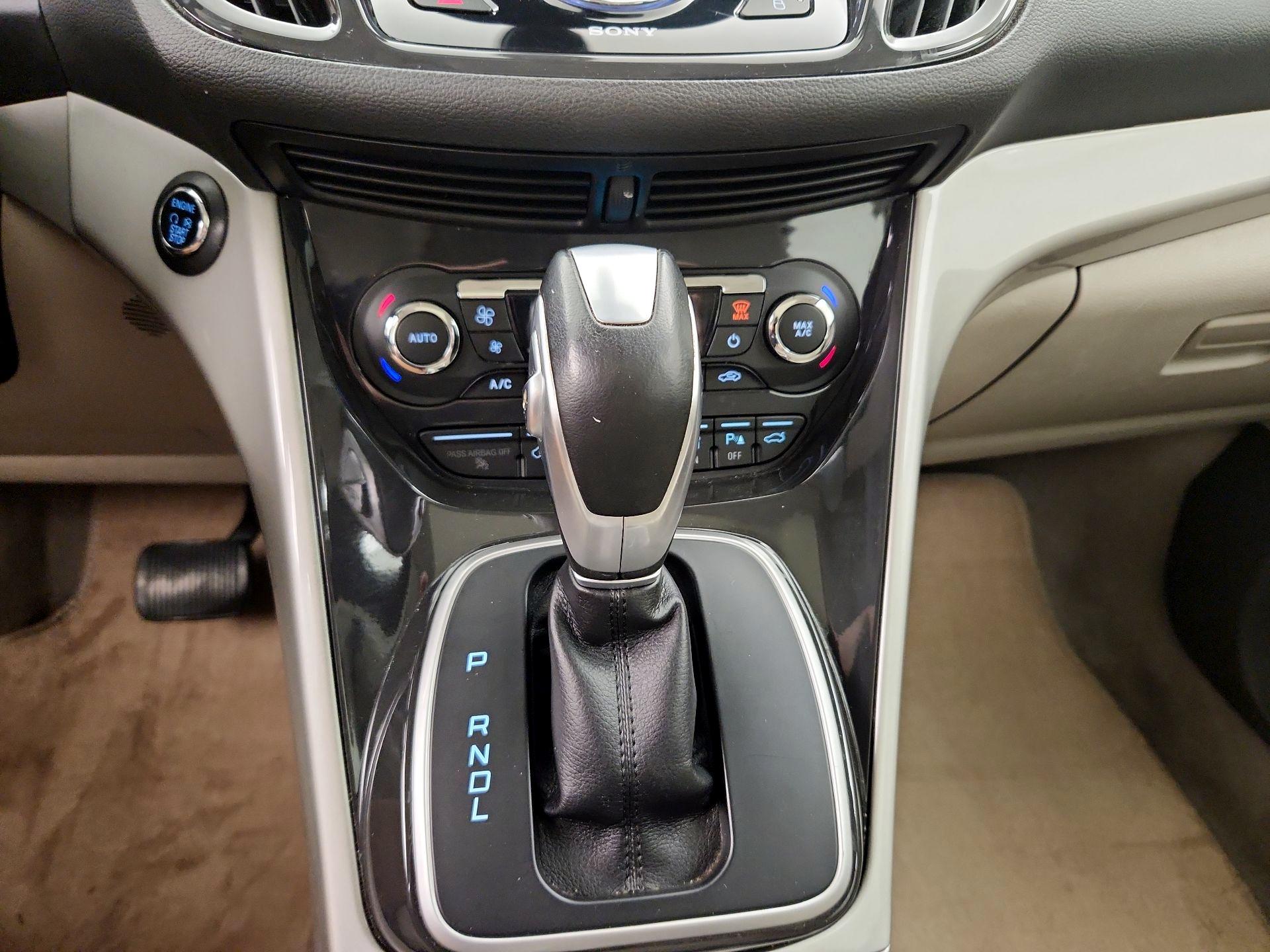 Thumbnail: 2015 Ford C-Max - 18