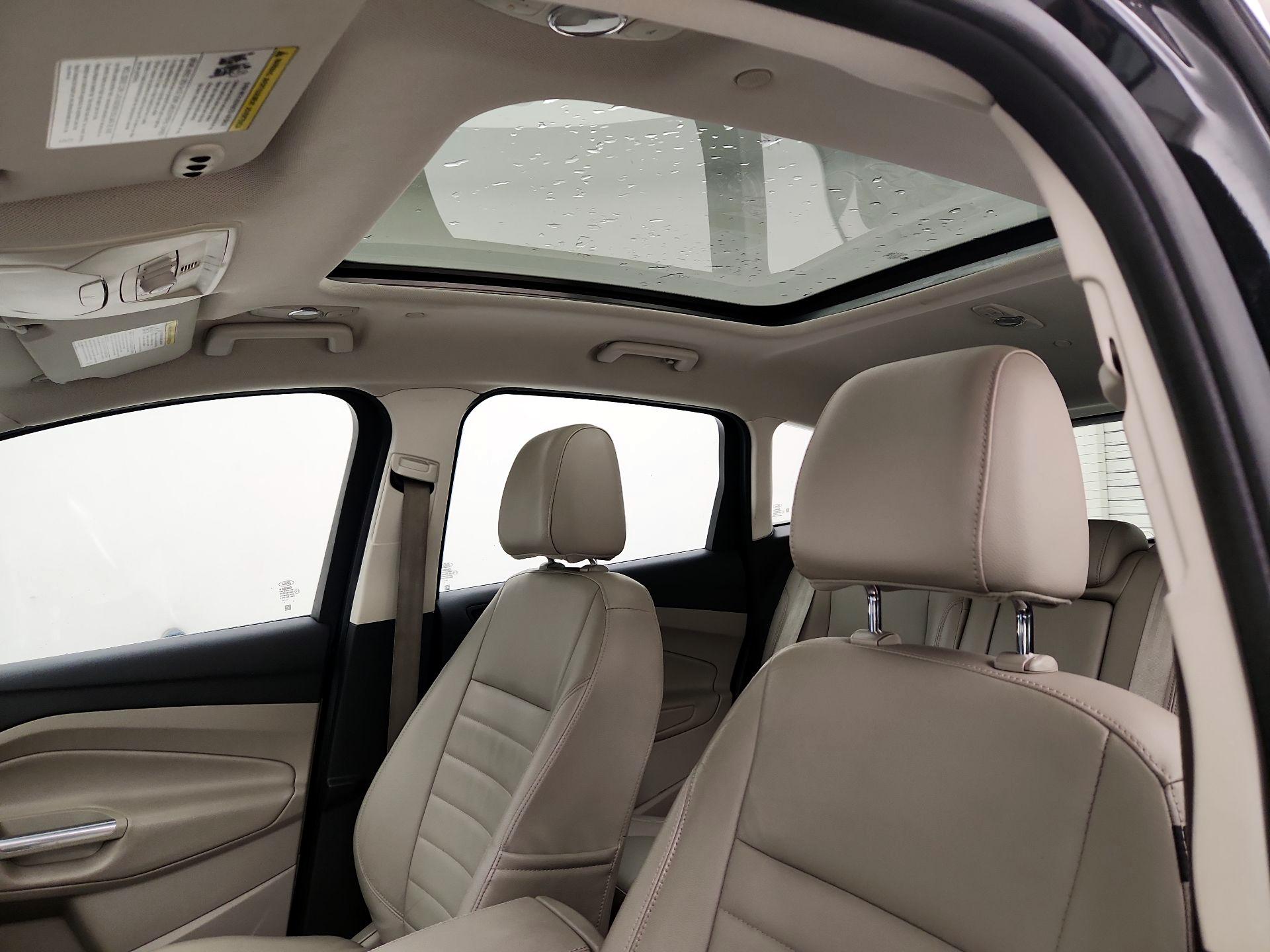 Thumbnail: 2015 Ford C-Max - 20
