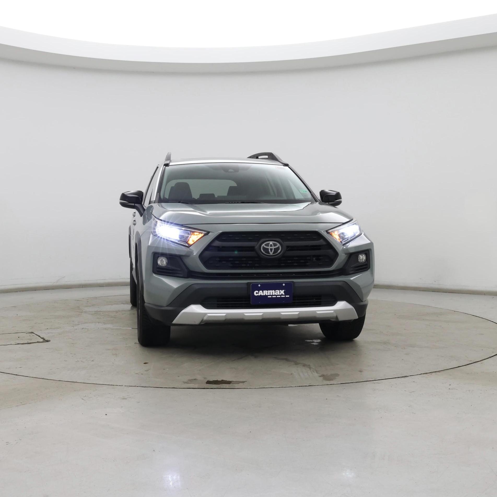 Thumbnail: 2019 Toyota RAV4 - 5