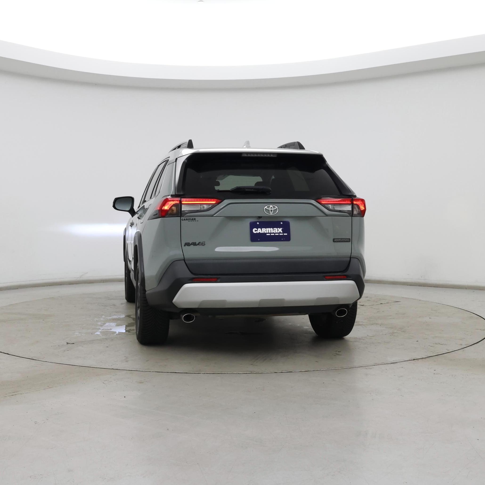 Thumbnail: 2019 Toyota RAV4 - 6