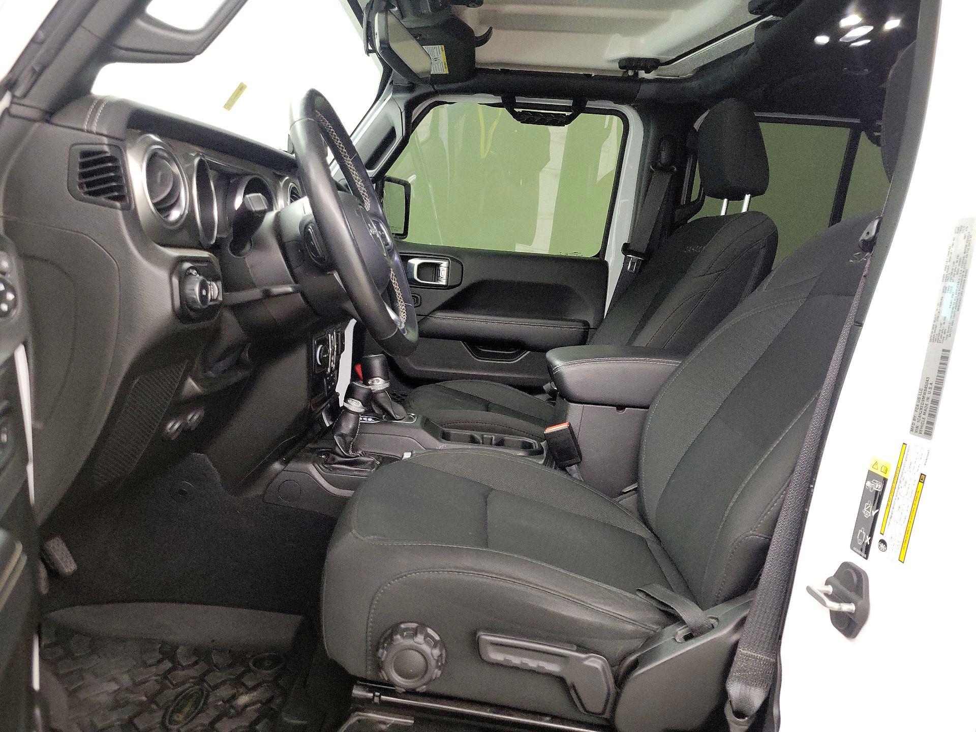 Thumbnail: 2021 Jeep Wrangler - 11