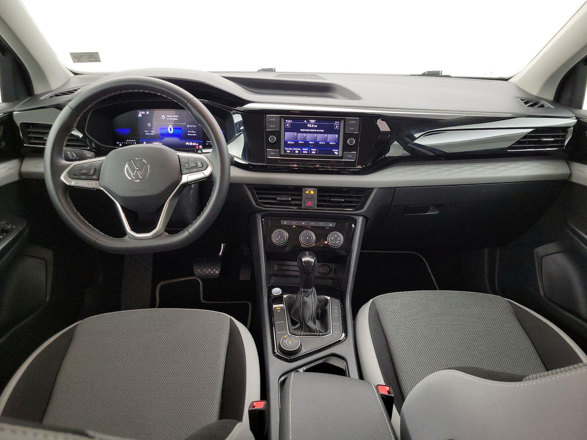 Thumbnail: 2023 Volkswagen Taos - 9