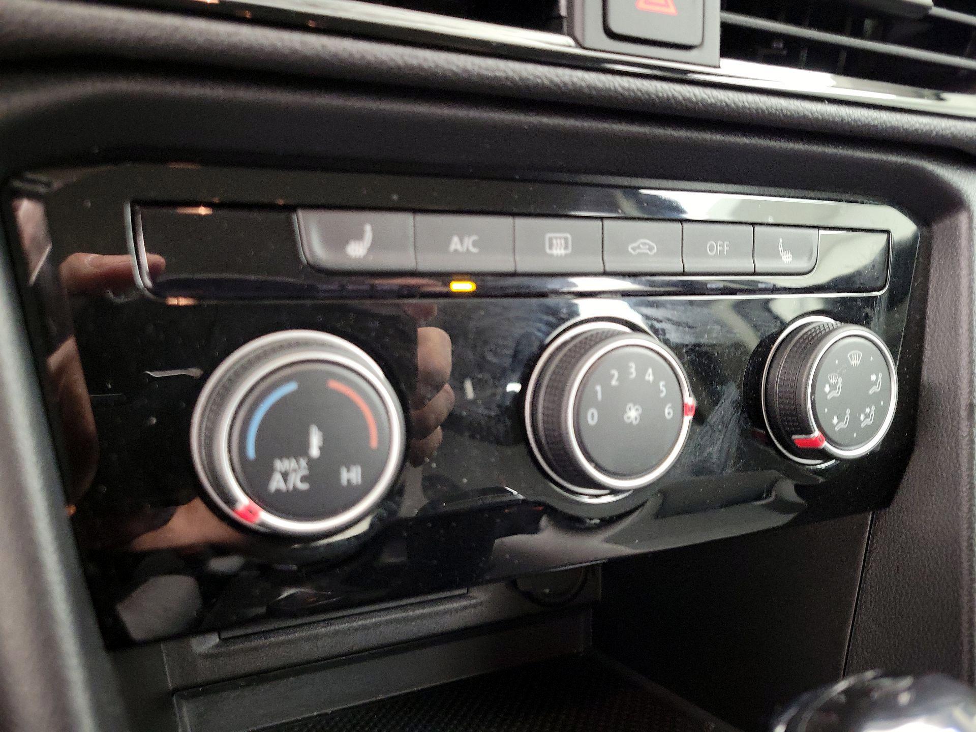 Thumbnail: 2023 Volkswagen Taos - 16