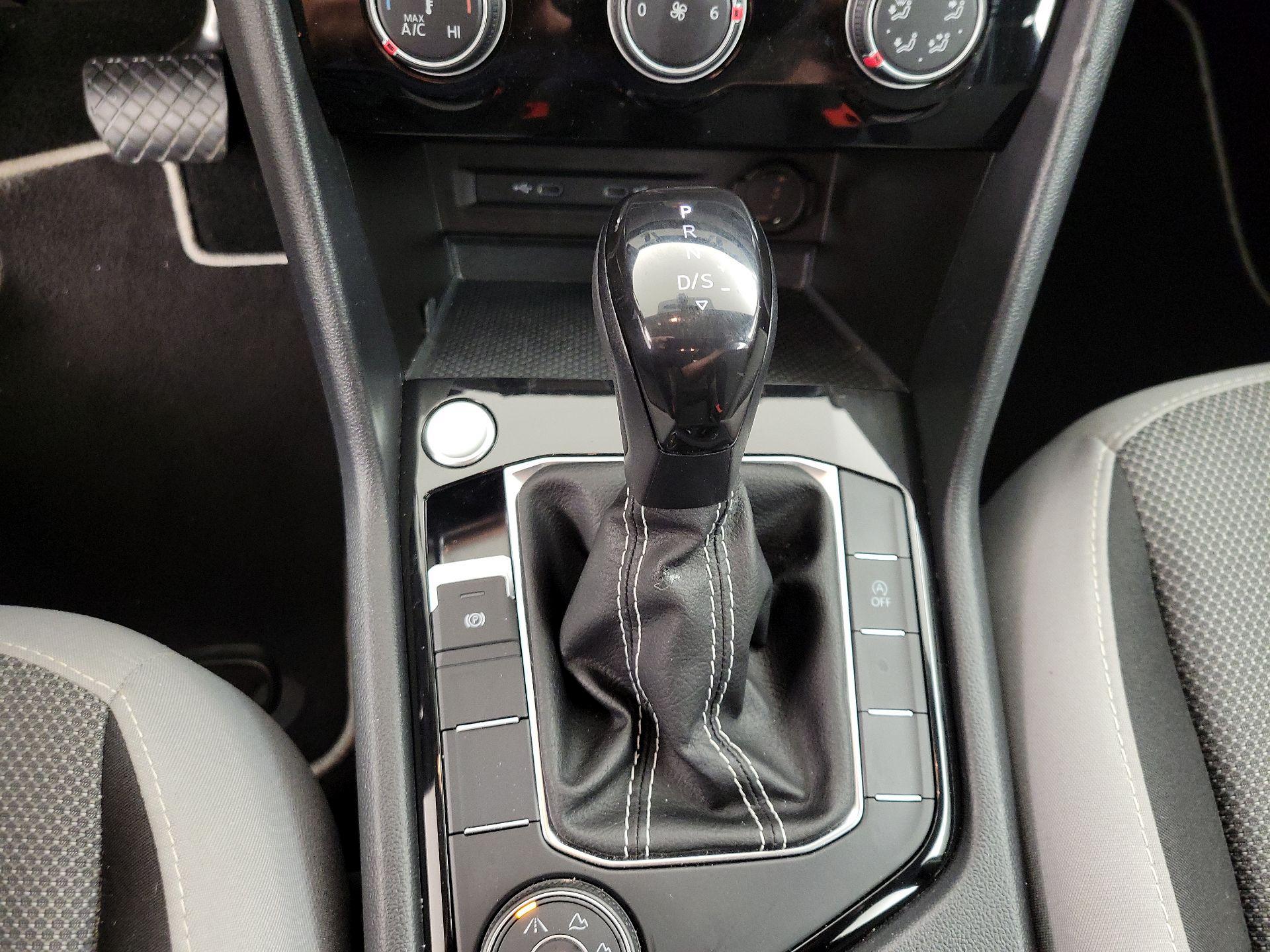 Thumbnail: 2023 Volkswagen Taos - 17