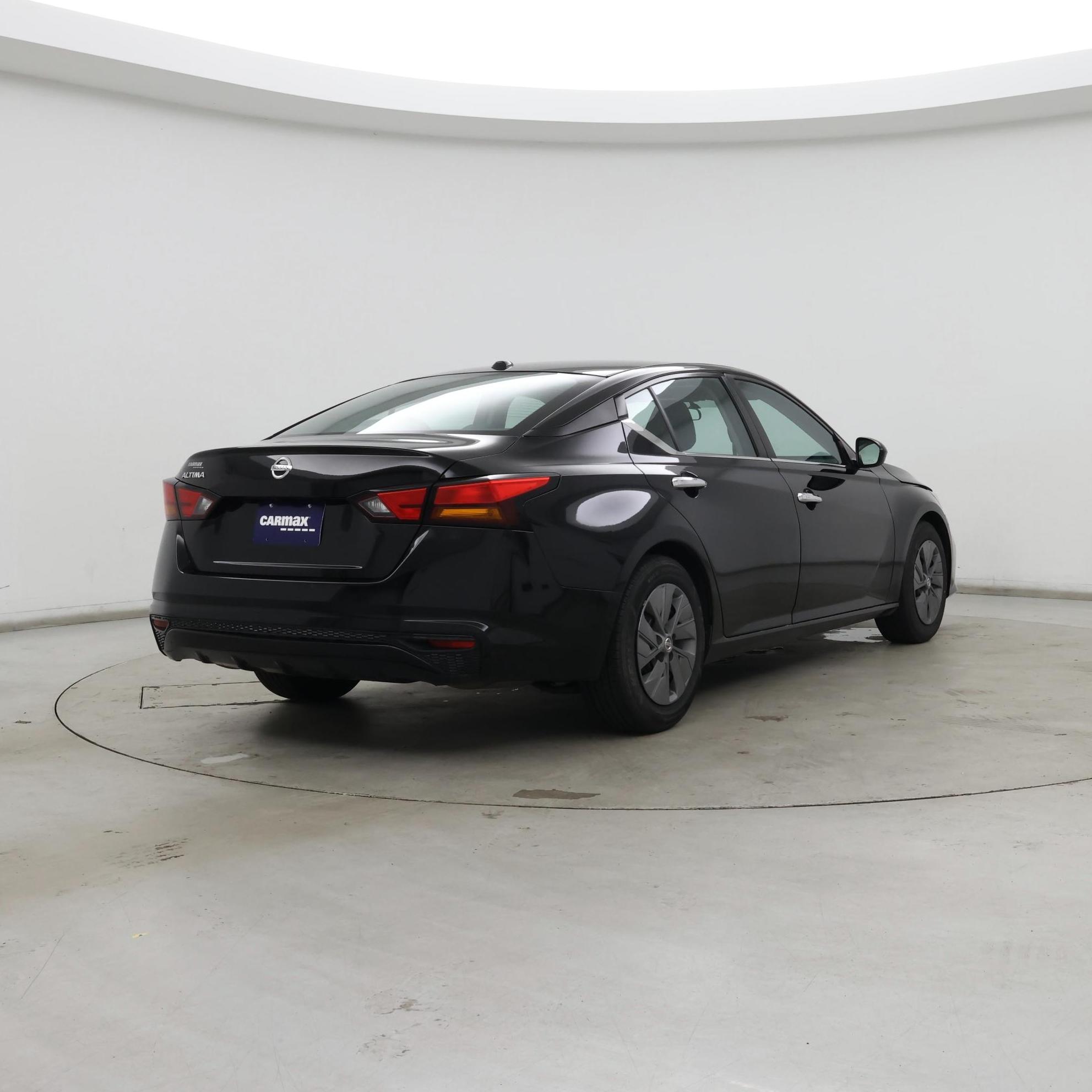 Thumbnail: 2019 Nissan Altima - 8