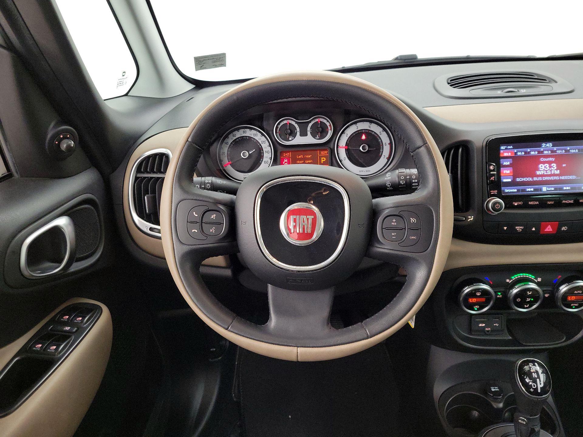 Thumbnail: 2014 Fiat 500L - 10