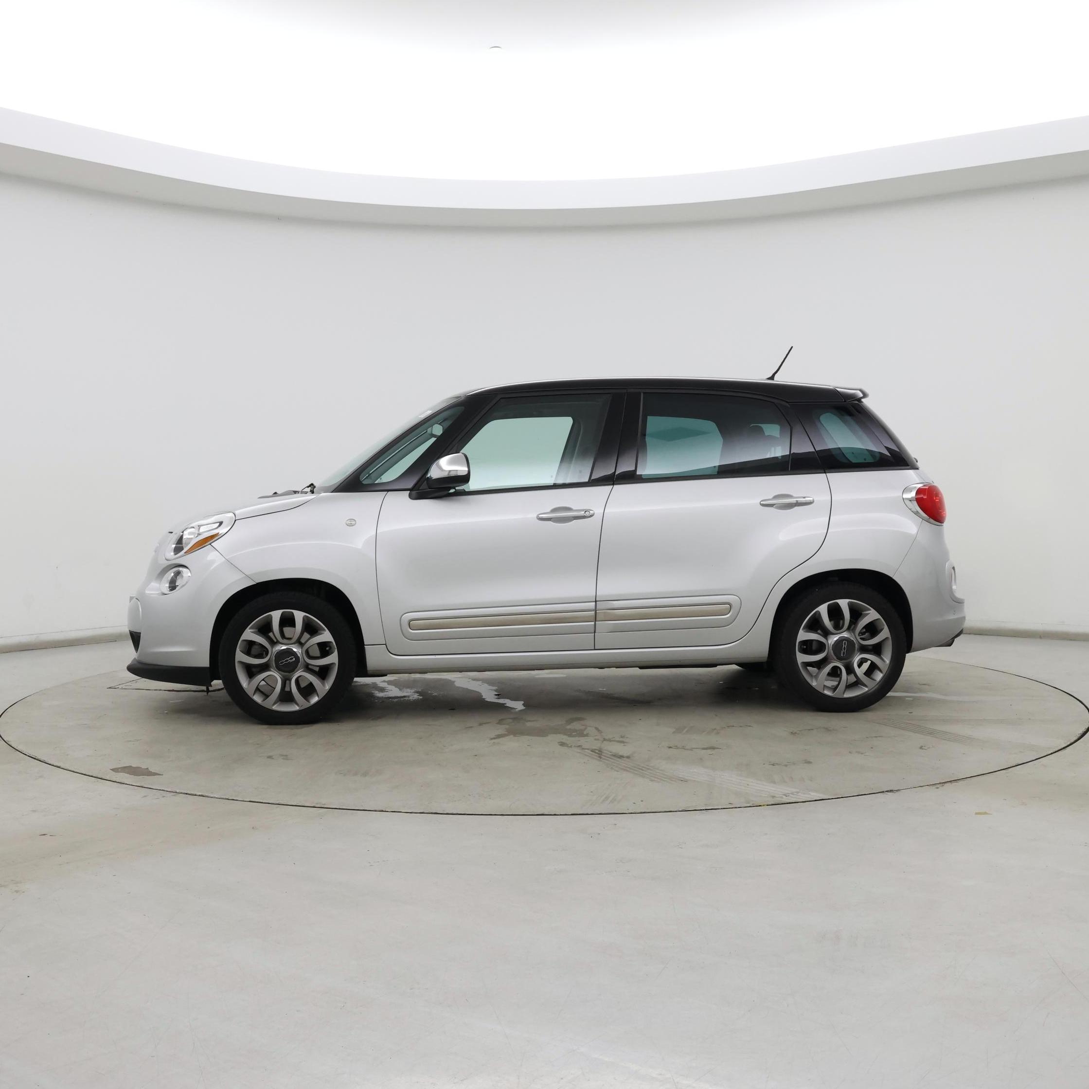 Thumbnail: 2014 Fiat 500L - 3