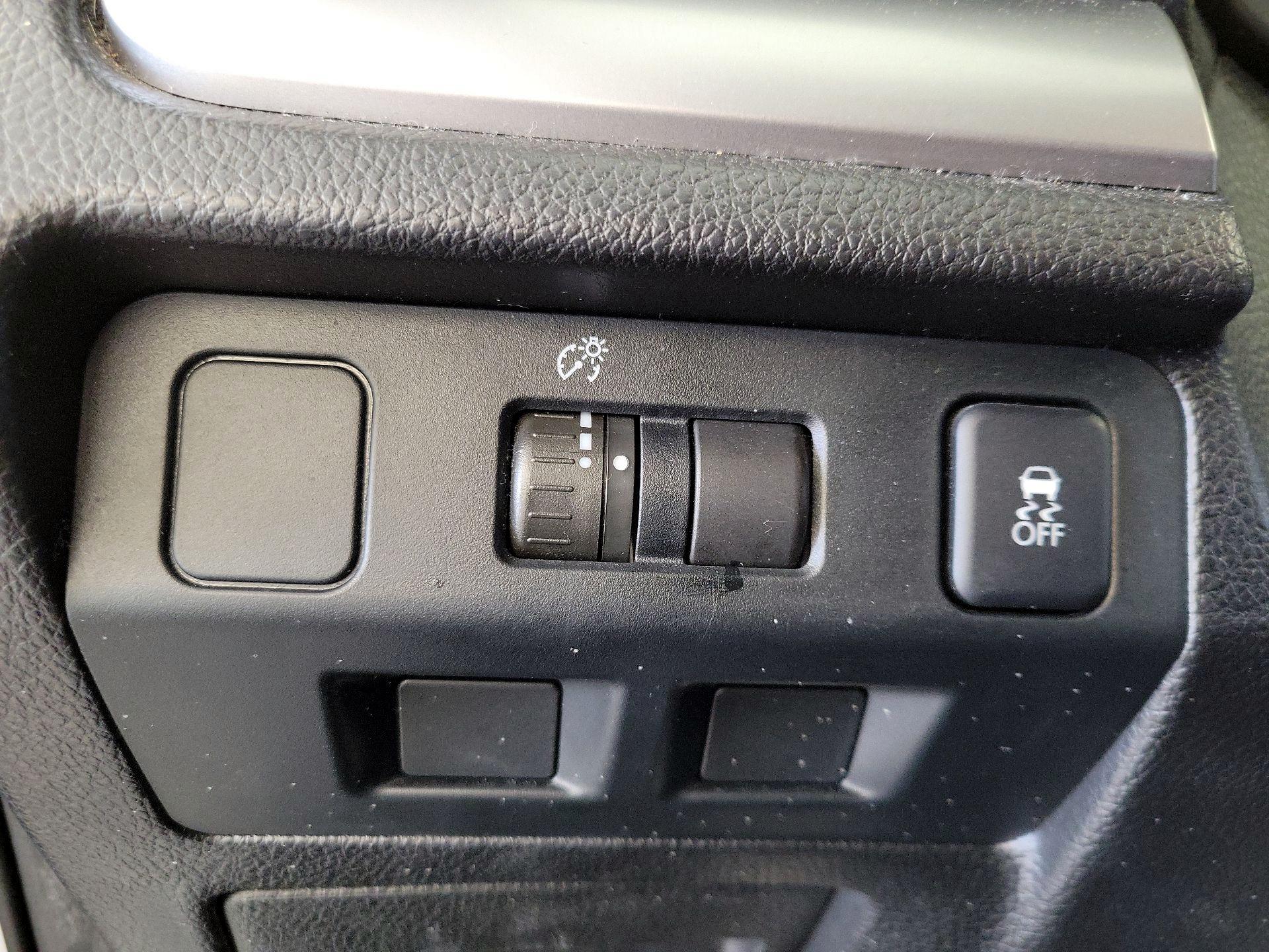 Thumbnail: 2015 Subaru Forester - 13