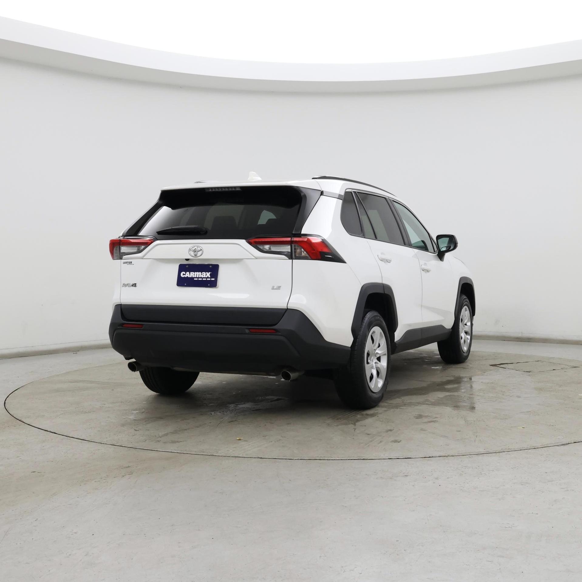 Thumbnail: 2020 Toyota RAV4 - 8