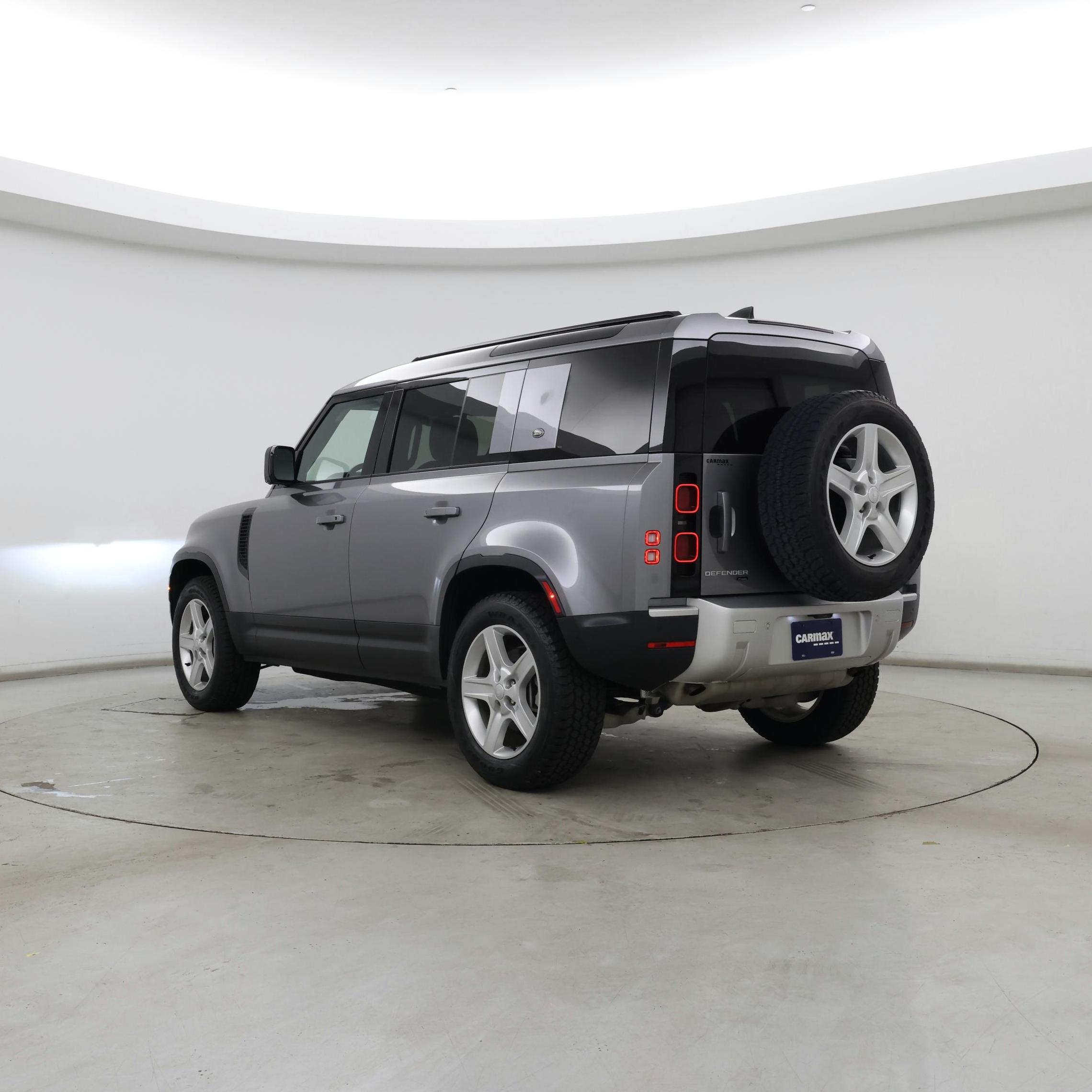 Thumbnail: 2022 Land Rover Defender - 2