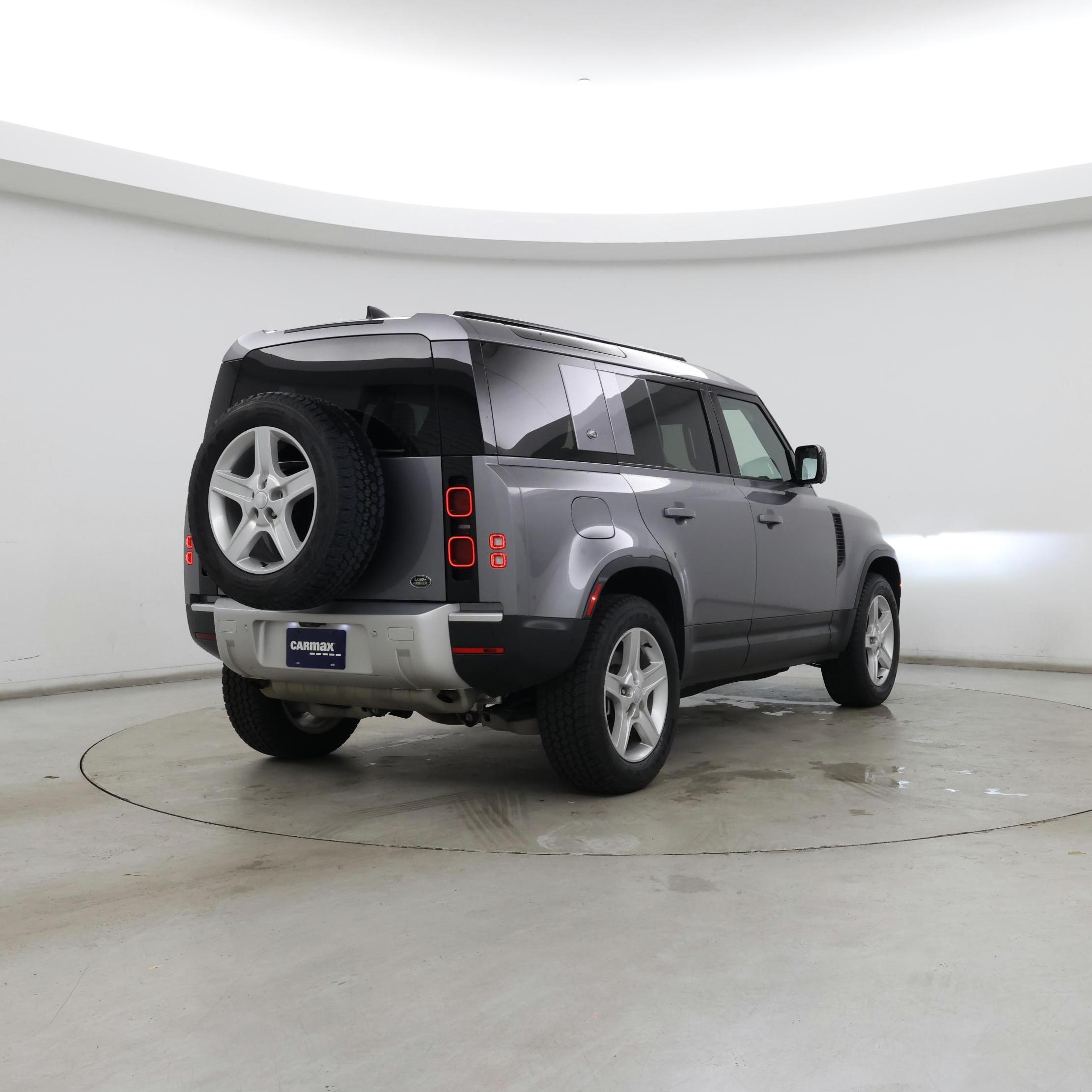 Thumbnail: 2022 Land Rover Defender - 8
