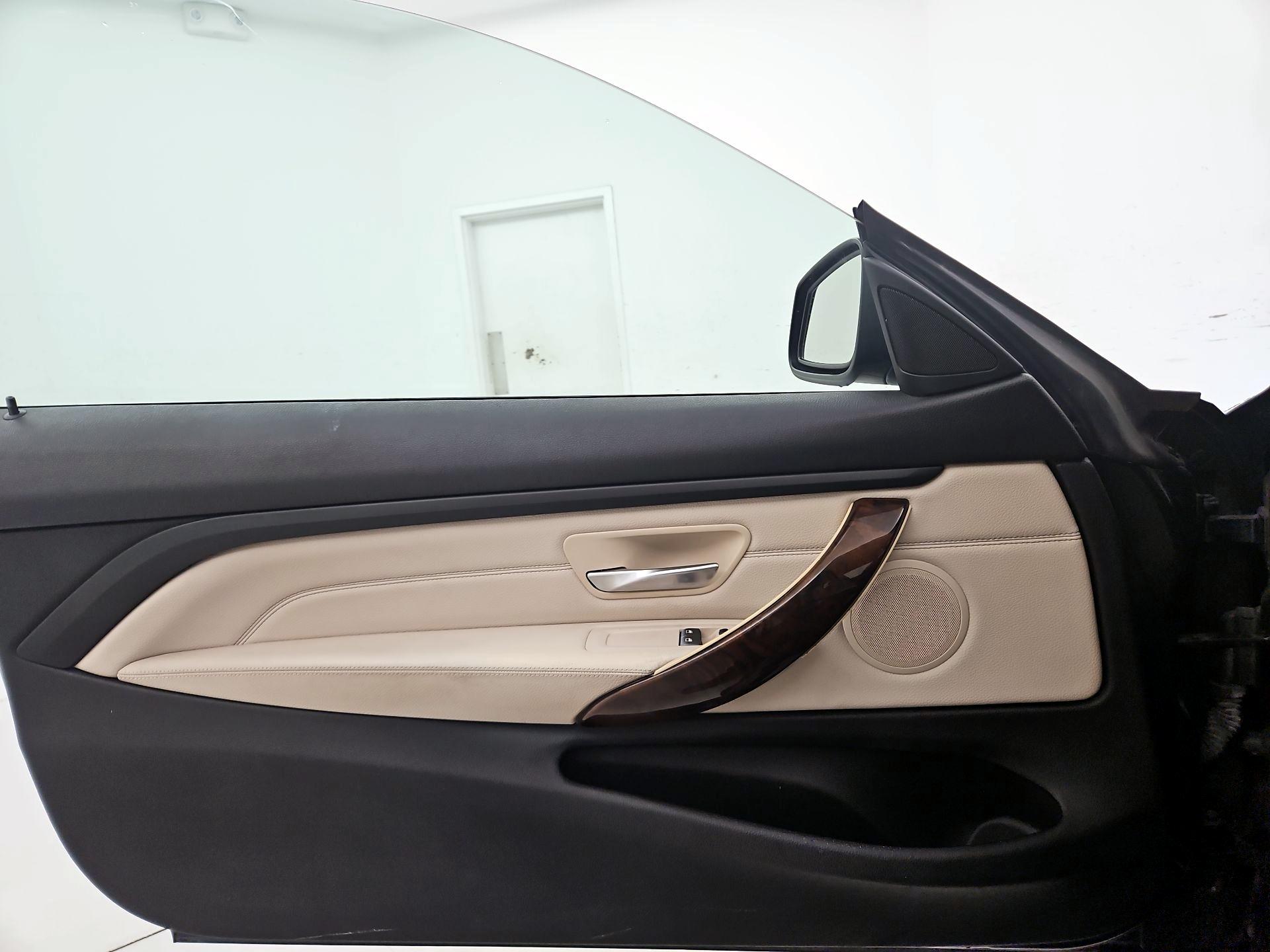 Thumbnail: 2015 BMW 4 Series - 12