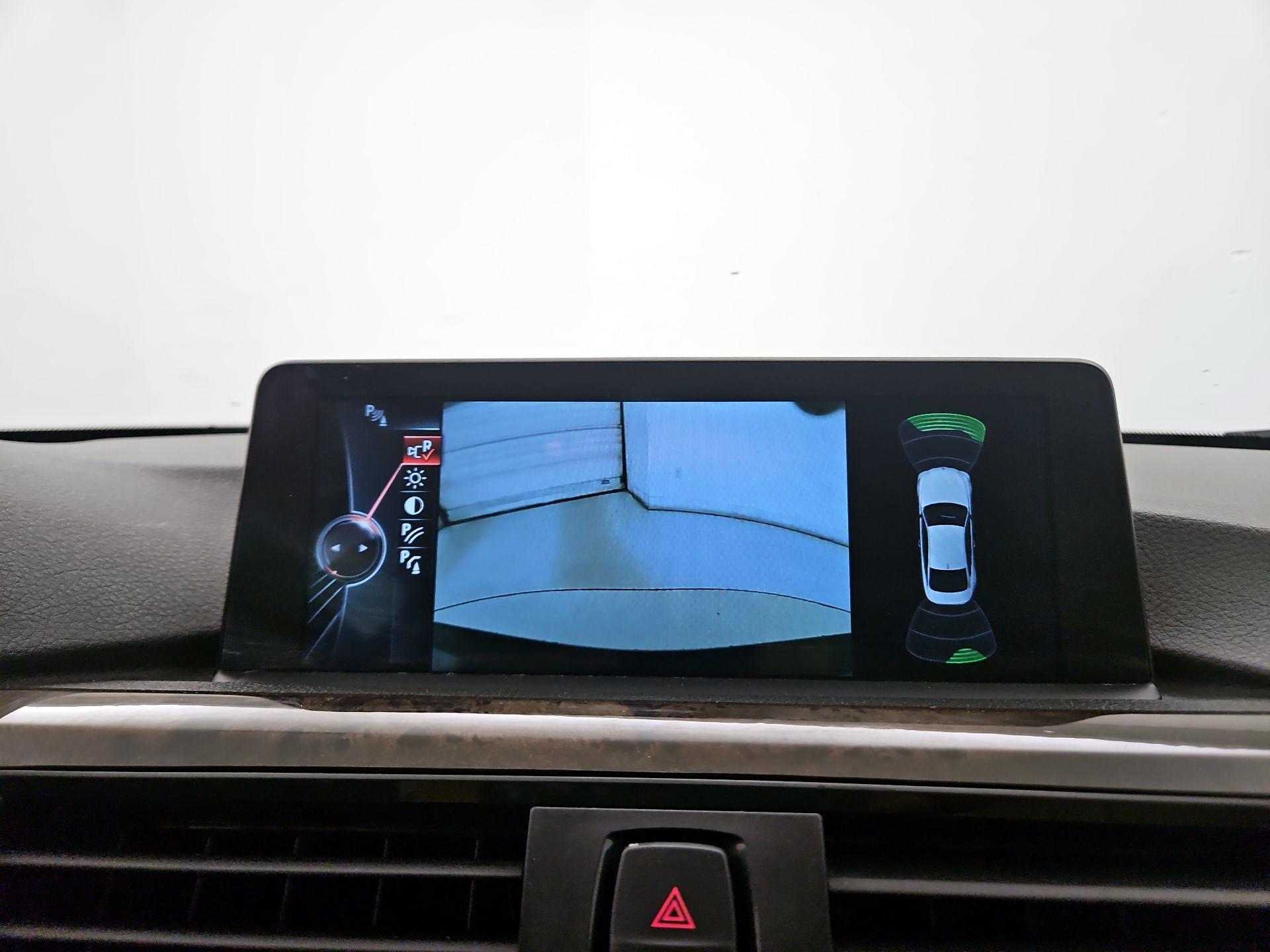 Thumbnail: 2015 BMW 4 Series - 15