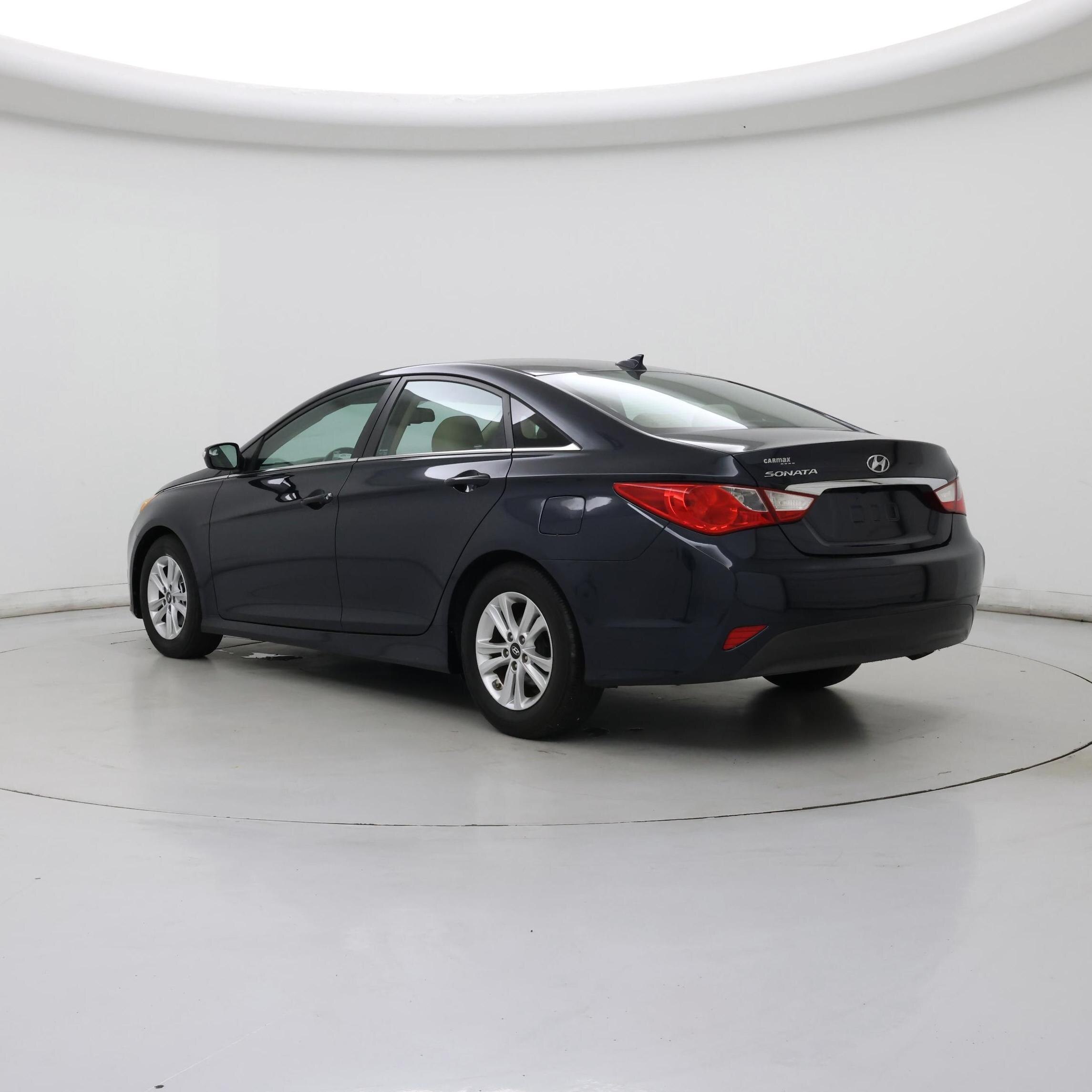 Thumbnail: 2014 Hyundai Sonata - 2