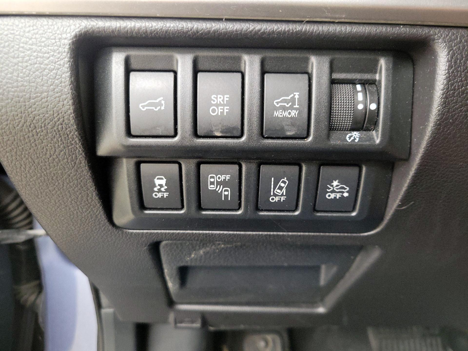 Thumbnail: 2016 Subaru Outback - 13