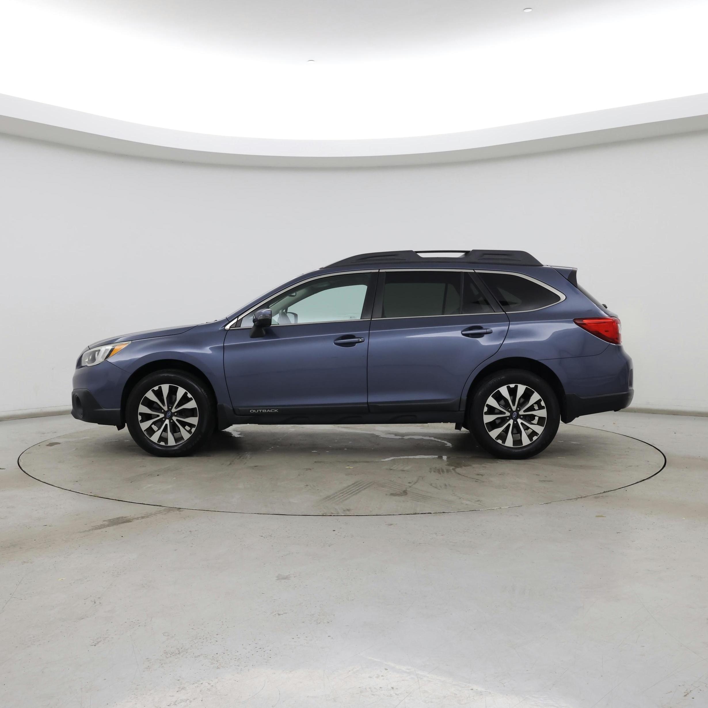 Thumbnail: 2016 Subaru Outback - 3
