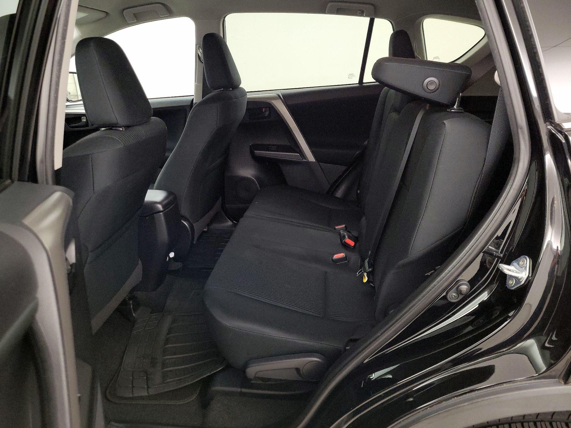 Thumbnail: 2017 Toyota RAV4 - 19