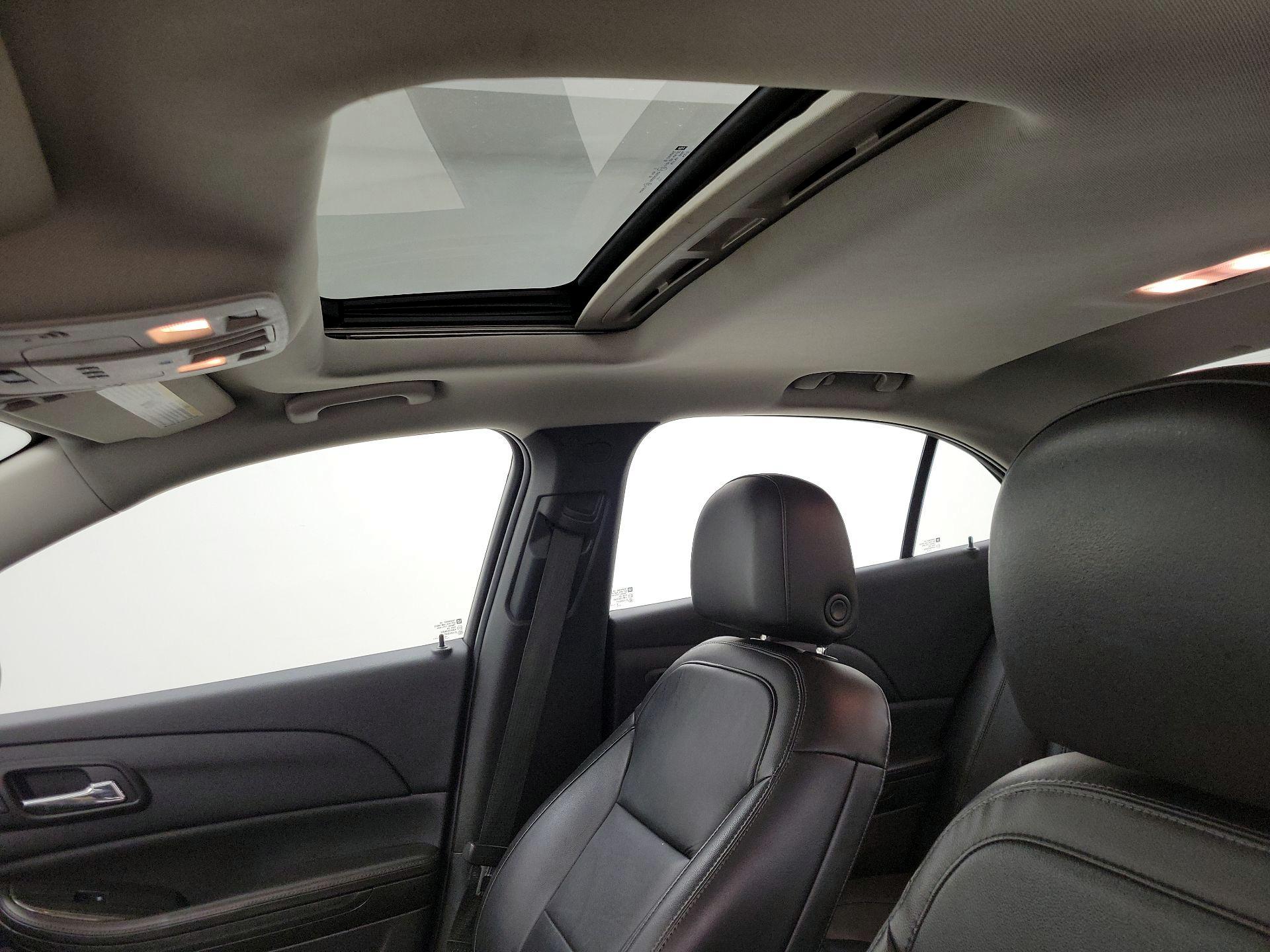 Thumbnail: 2016 Chevrolet Malibu - 20