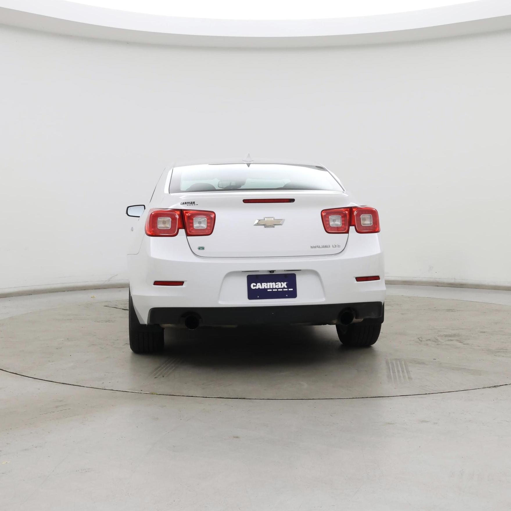 Thumbnail: 2016 Chevrolet Malibu - 6