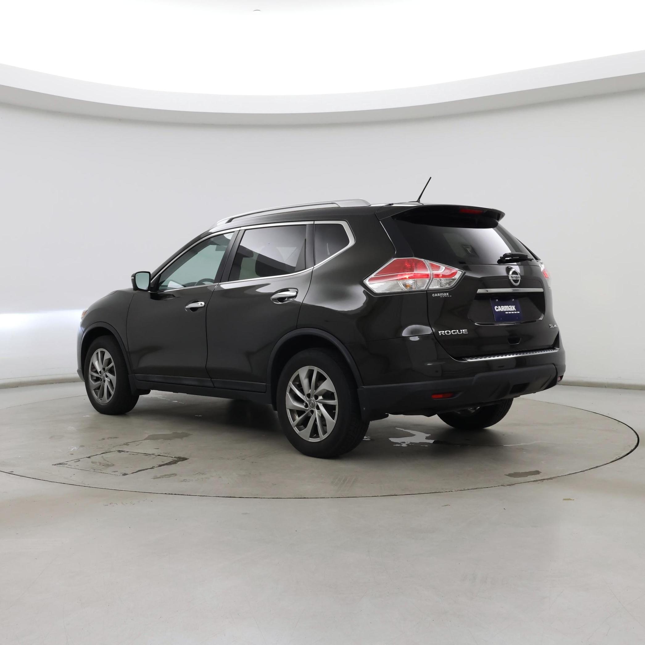 Thumbnail: 2015 Nissan Rogue - 2