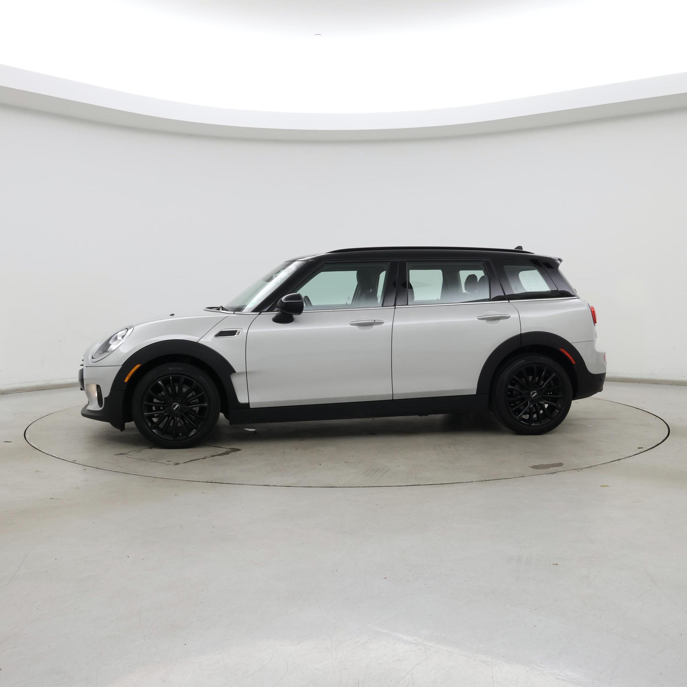 Thumbnail: 2019 MINI Cooper Clubman - 3