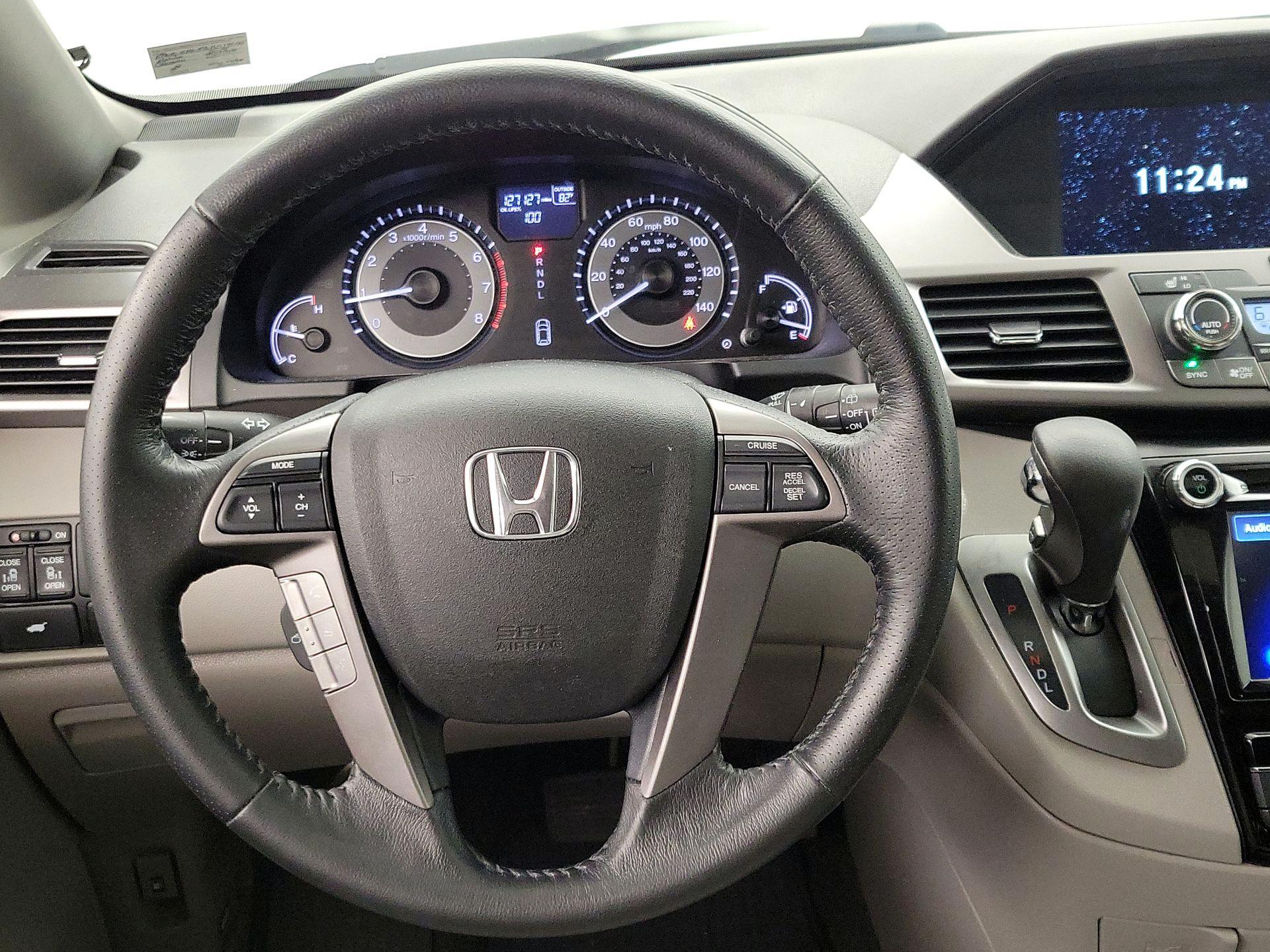 Thumbnail: 2016 Honda Odyssey - 10