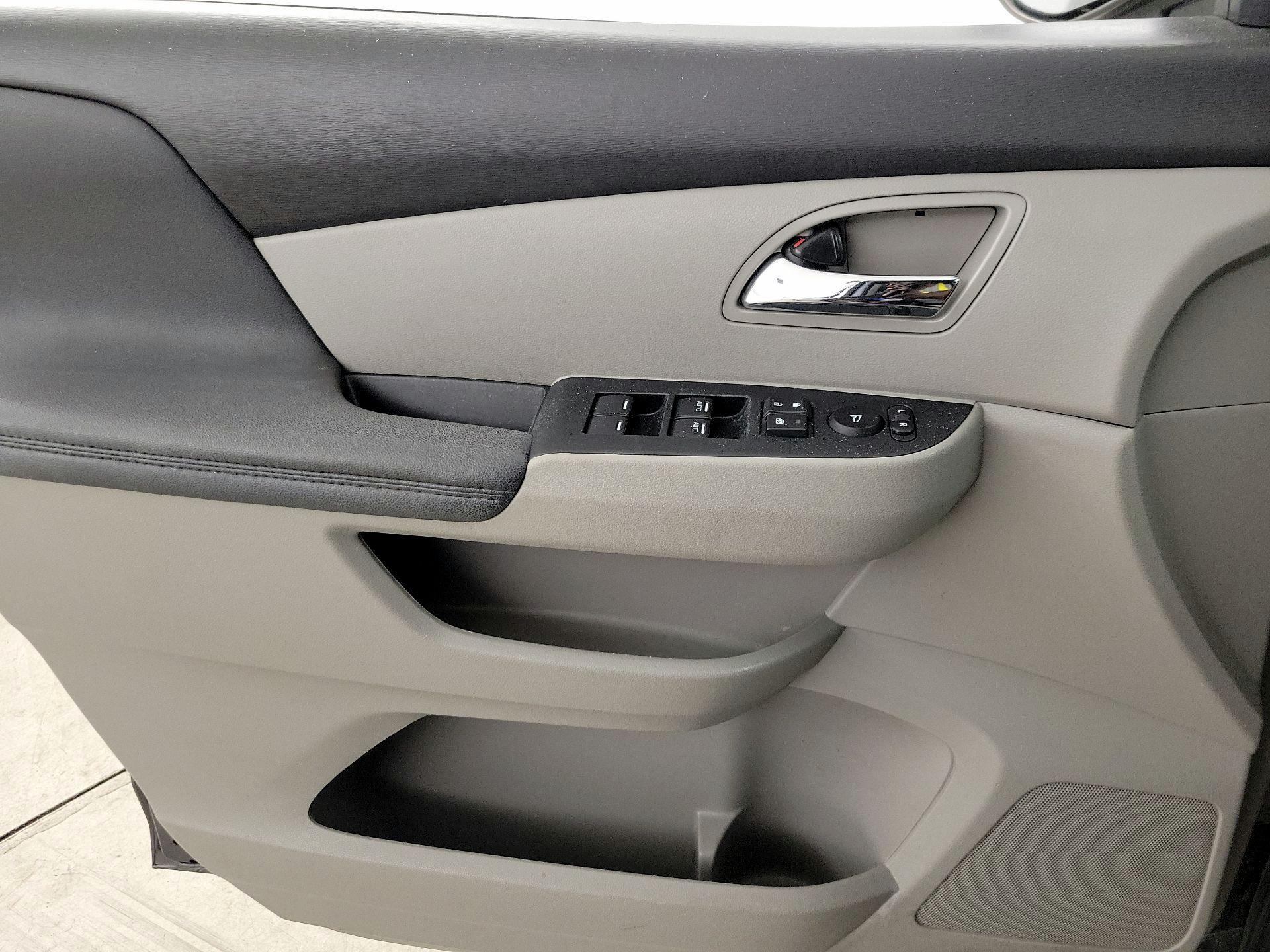 Thumbnail: 2016 Honda Odyssey - 12