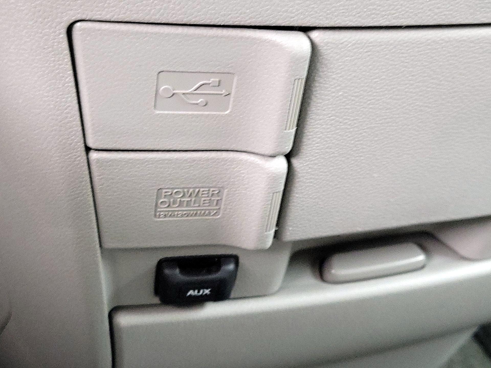 Thumbnail: 2016 Honda Odyssey - 18