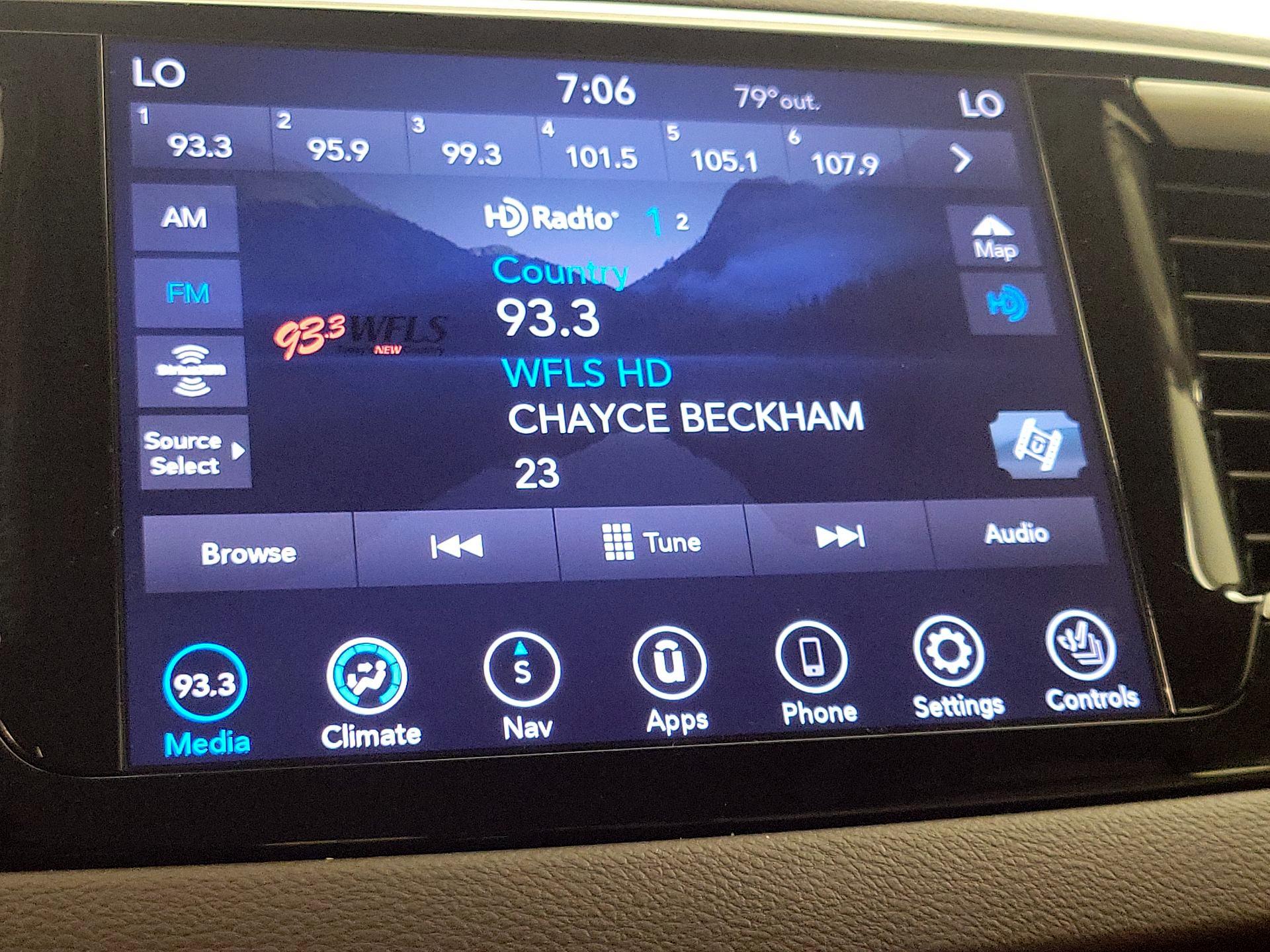 Thumbnail: 2020 Chrysler Pacifica - 16