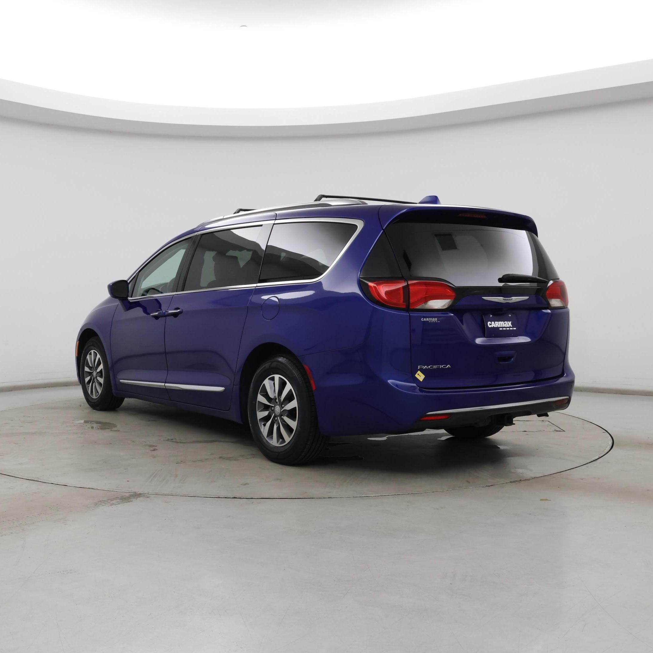 Thumbnail: 2020 Chrysler Pacifica - 2