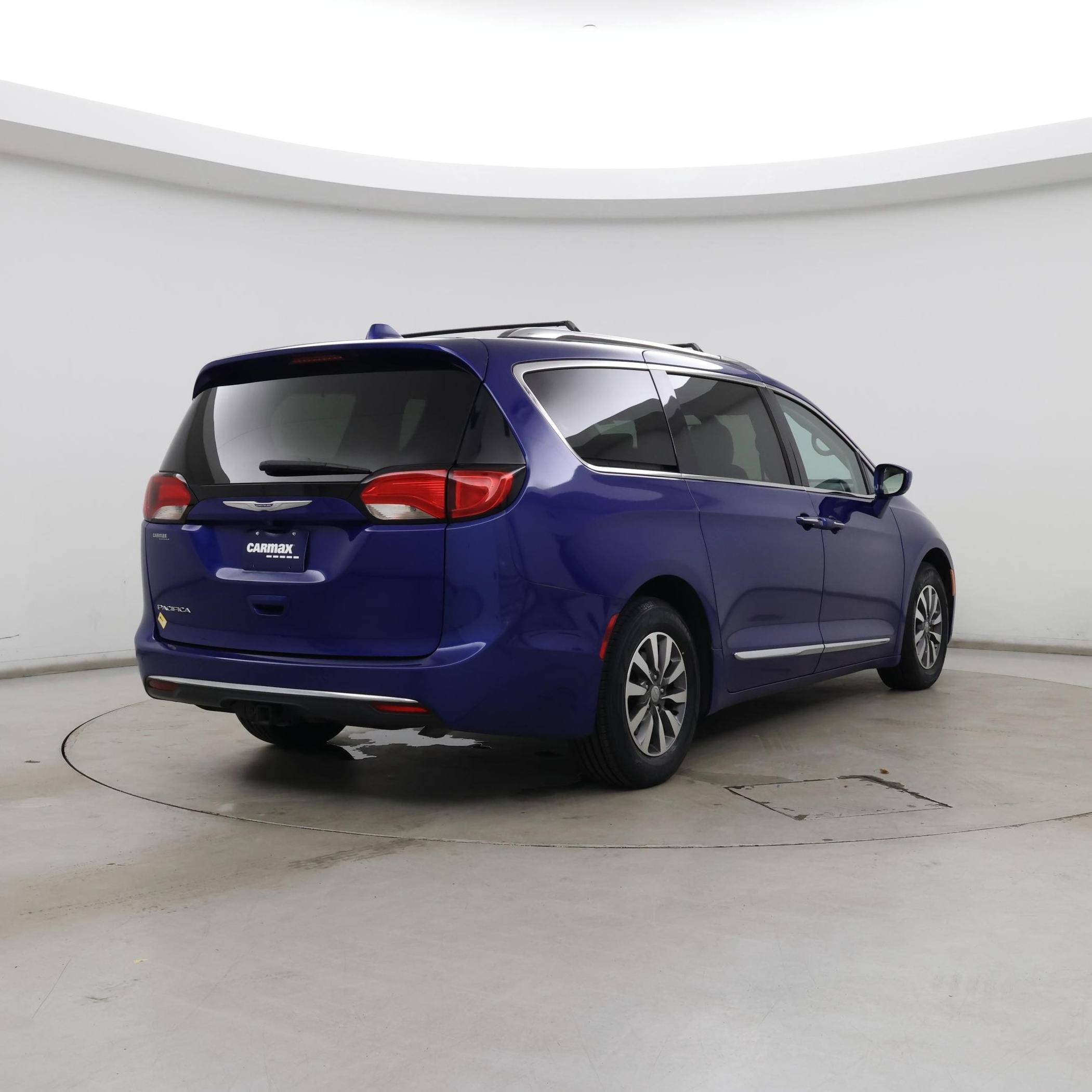 Thumbnail: 2020 Chrysler Pacifica - 8