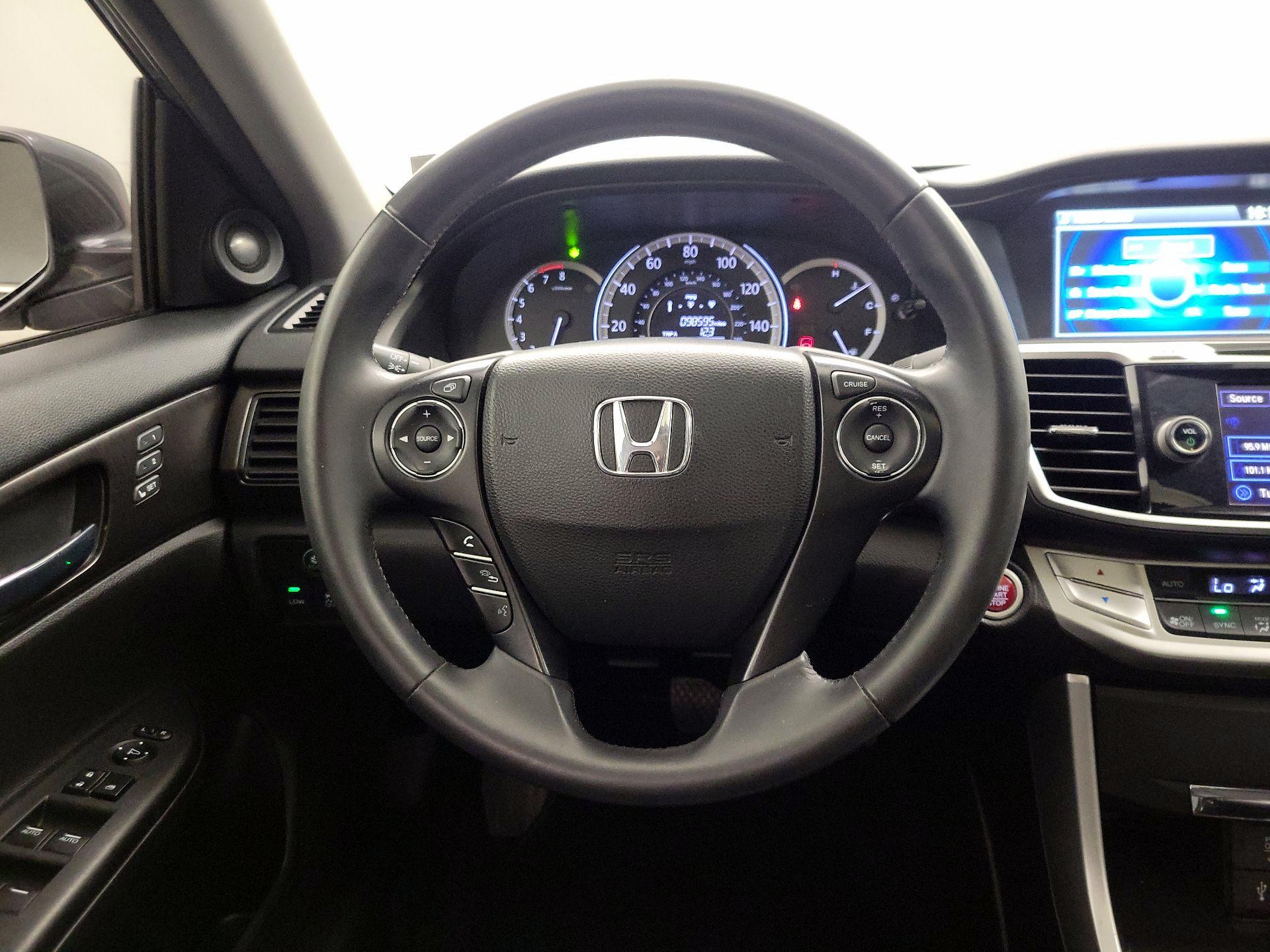 Thumbnail: 2015 Honda Accord - 10