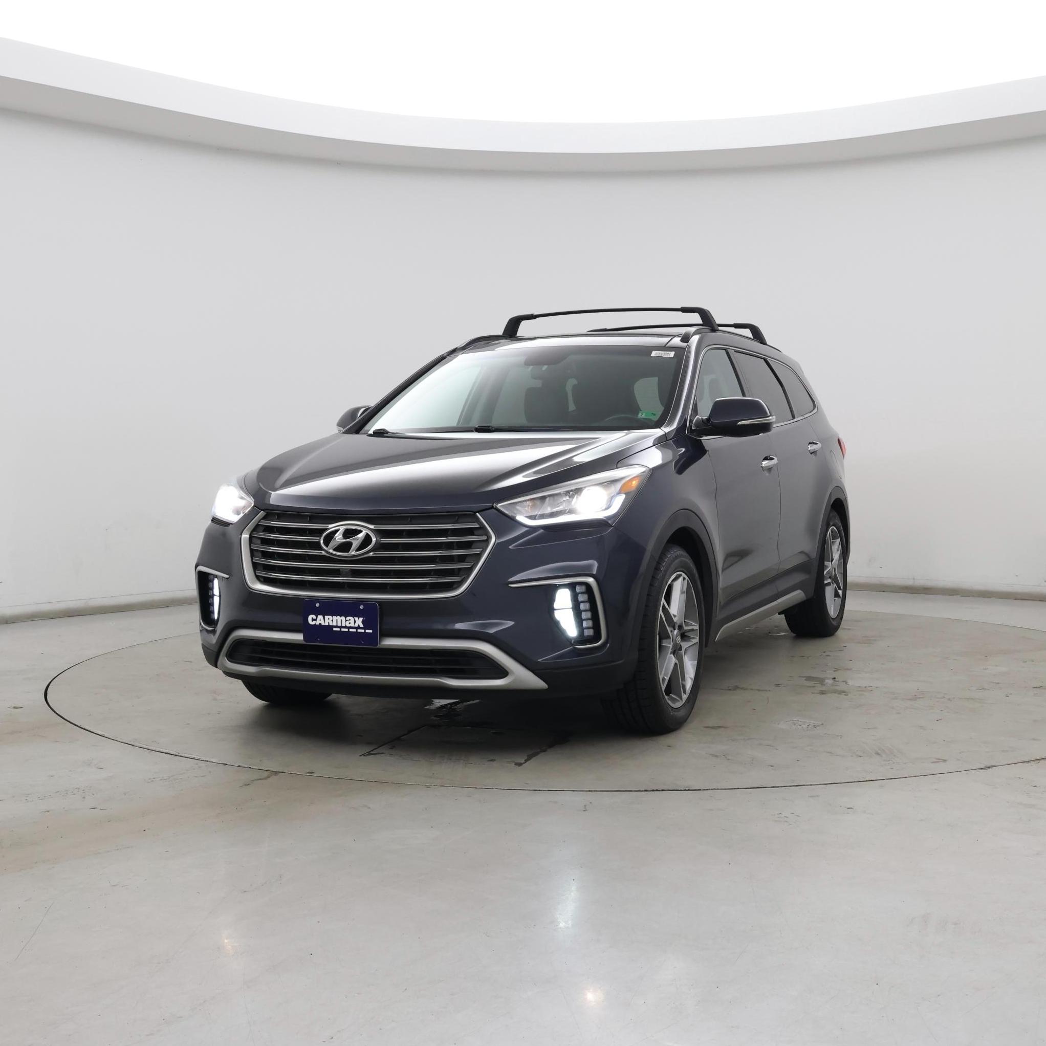 Thumbnail: 2017 Hyundai Santa Fe - 4
